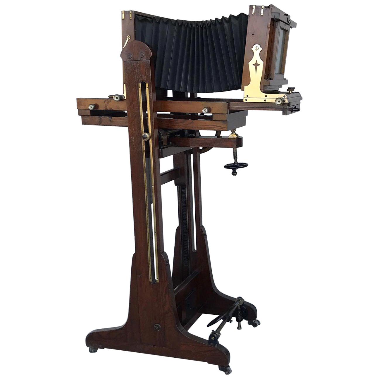 Old Study Kamera aus Eichenholz mit verstellbarer Höhe und Halterung aus dem 19. Jahrhundert