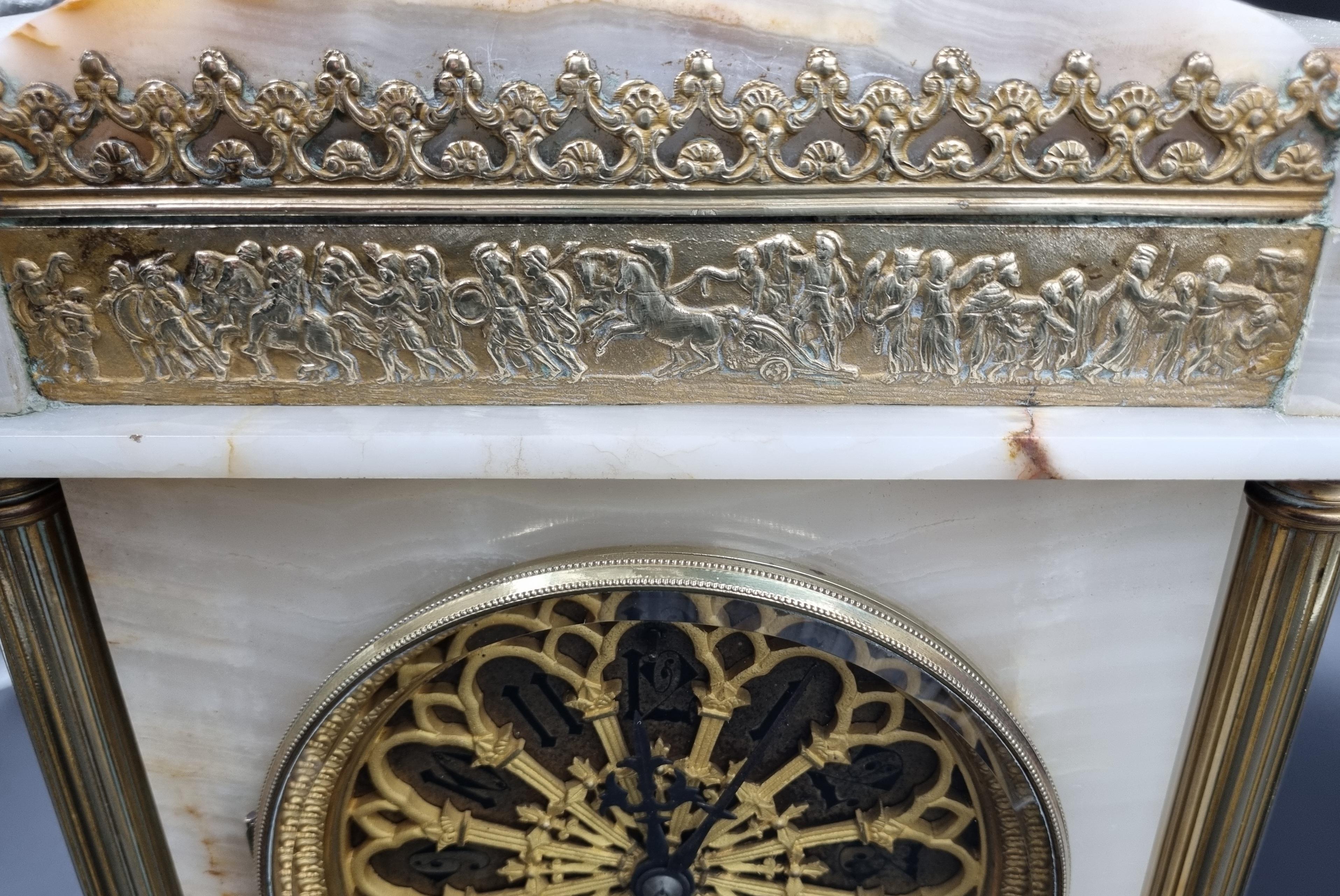 Horloge du 19e siècle en onyx et bronze avec William Shakespeare en vente 1