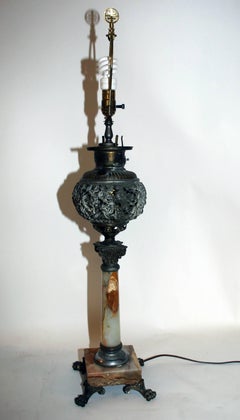 19th century Onyx Marble and Reticulated Bronze Table Lamp
