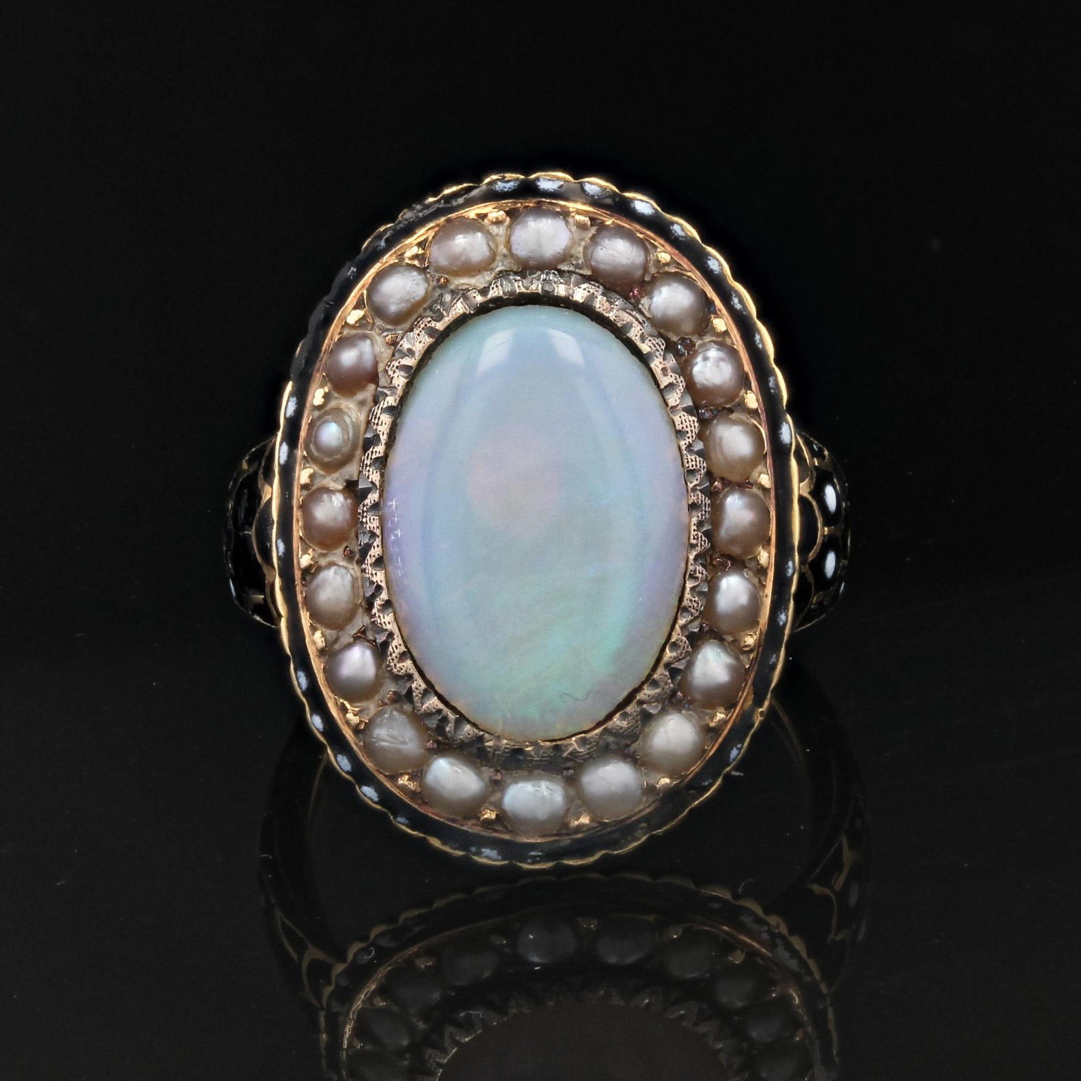 19th Century Opal Fine Pearl Enamel 18 Karat Yellow Gold Ring In Fair Condition For Sale In Poitiers, FR
