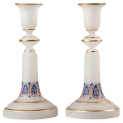 Opalglas-Kerzenständer aus dem 19. Jahrhundert