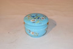 Vaso di vetro opalino del XIX secolo