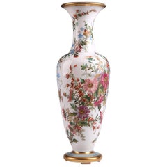 Vaso opalino del XIX secolo decorato con fiori