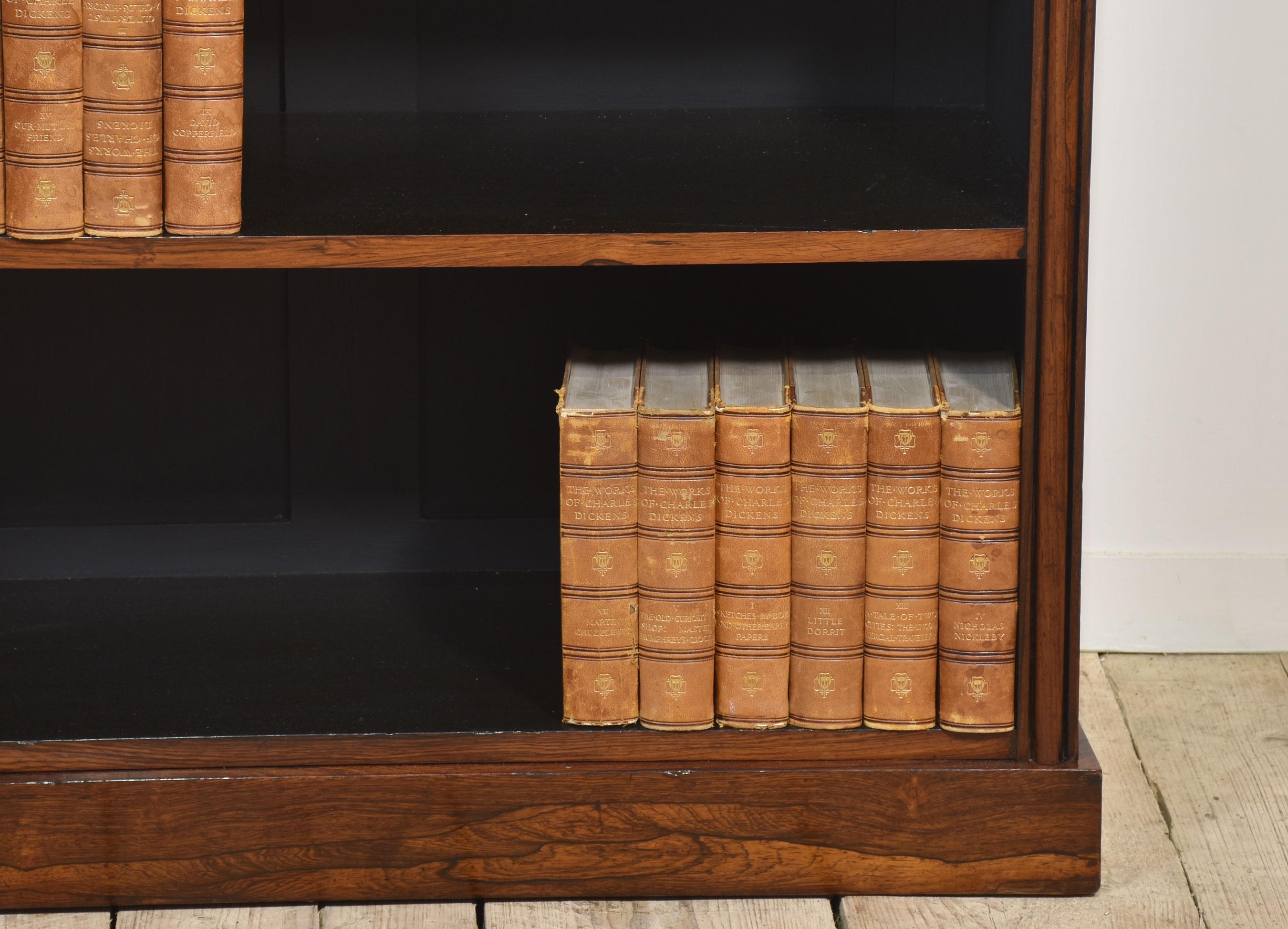Britannico Libreria a giorno del XIX secolo in vendita