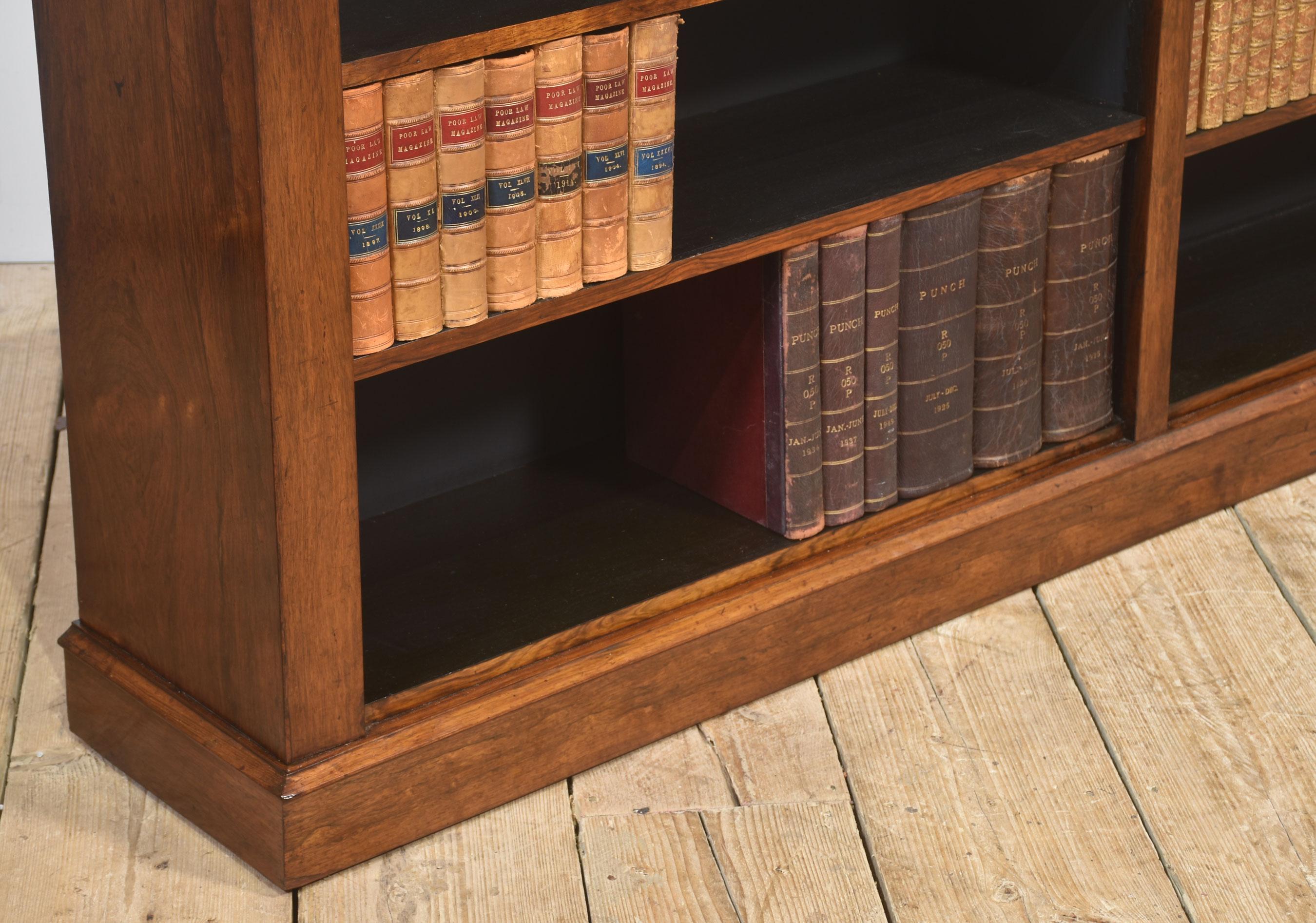 Britannique Bibliothèque ouverte du 19e siècle en vente