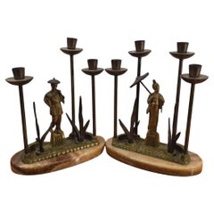 Rare bougeoirs orientals exotiques du 19ème siècle en laiton et marbre