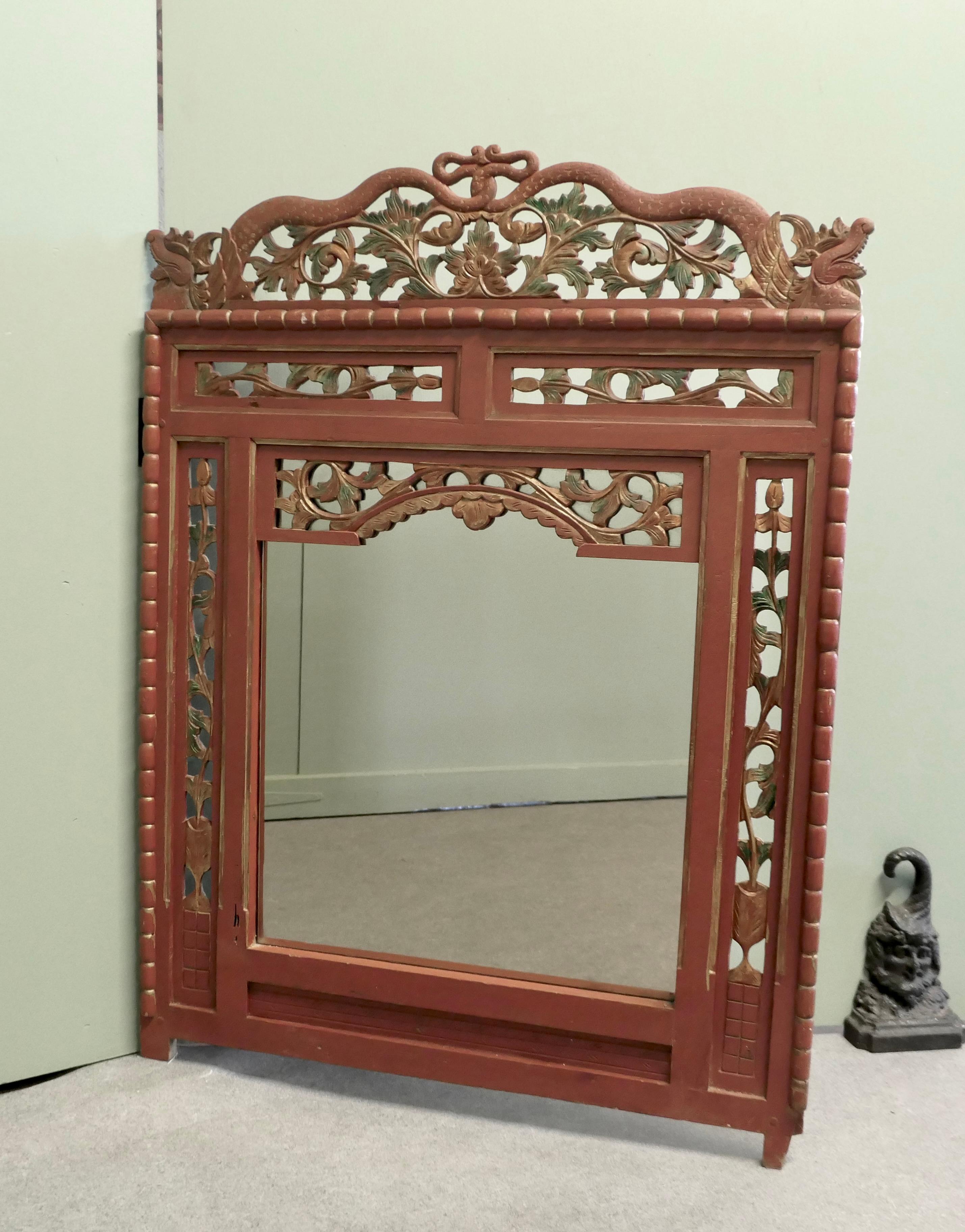 Lacca Specchio orientale dipinto in lacca rossa del XIX secolo in vendita