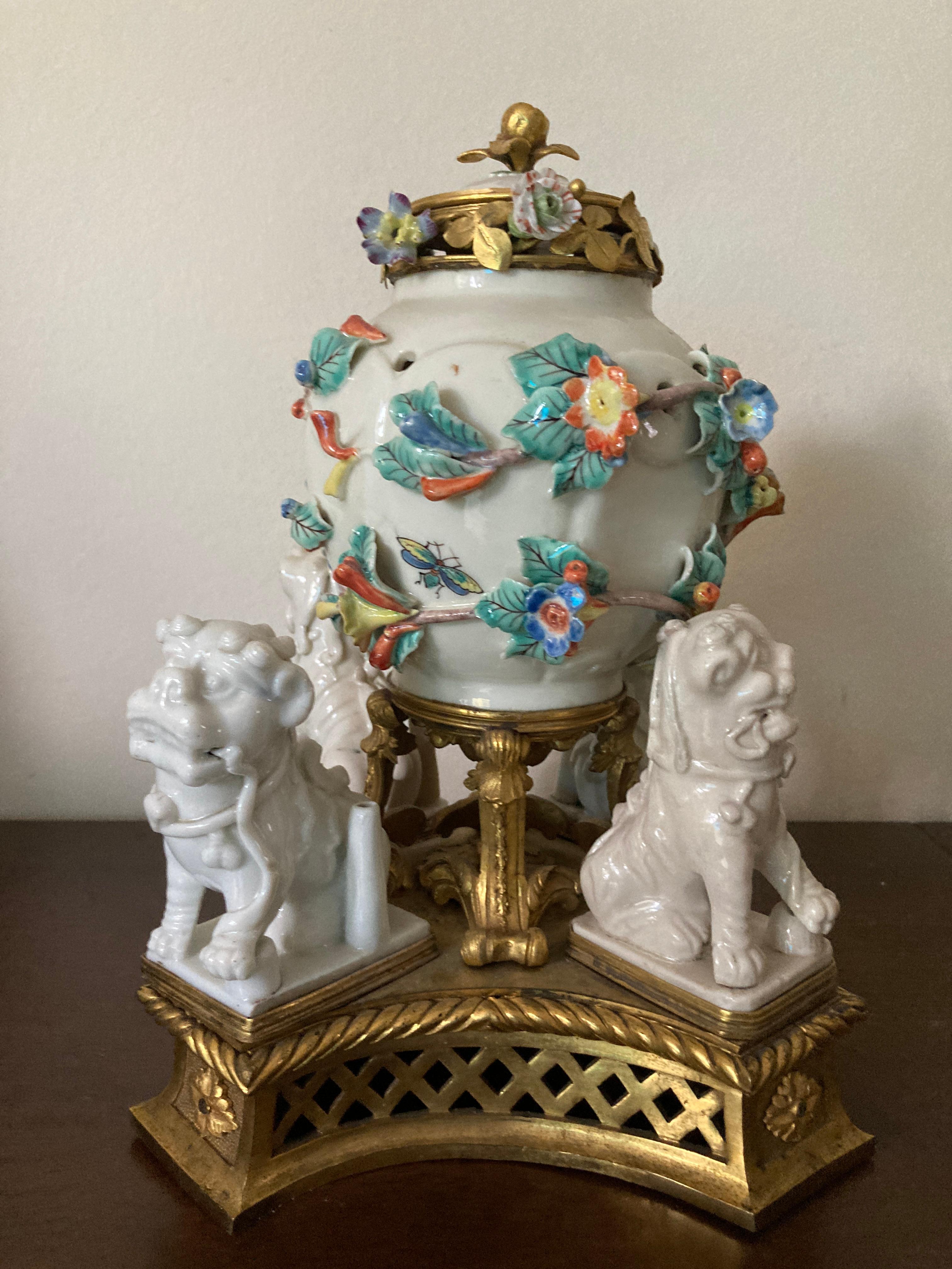 Exportation chinoise Centre de table de style oriental du 19e siècle en vente