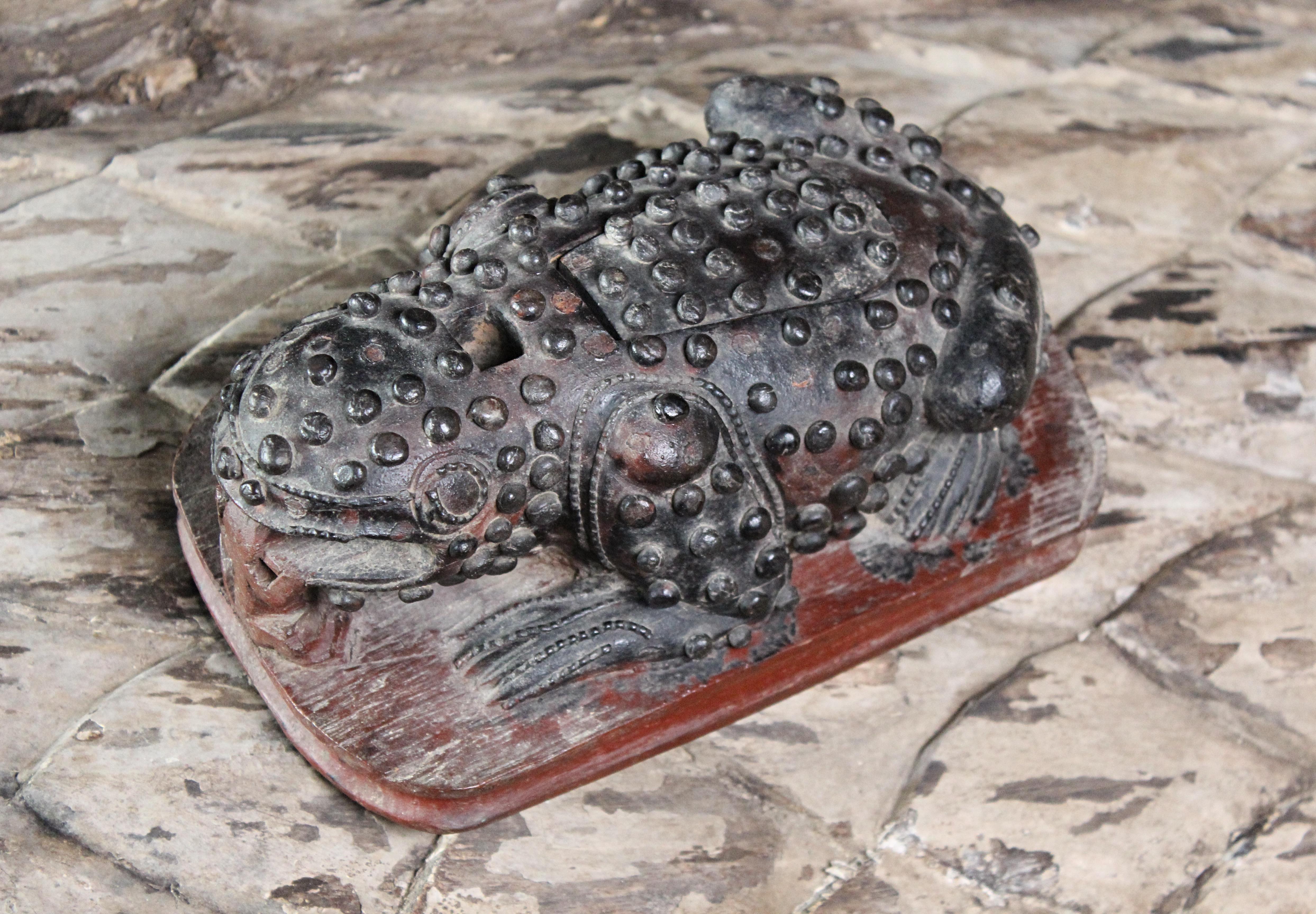 19th Century Oriental Wooden Toad Opium Incense Secret Box  For Sale 4
