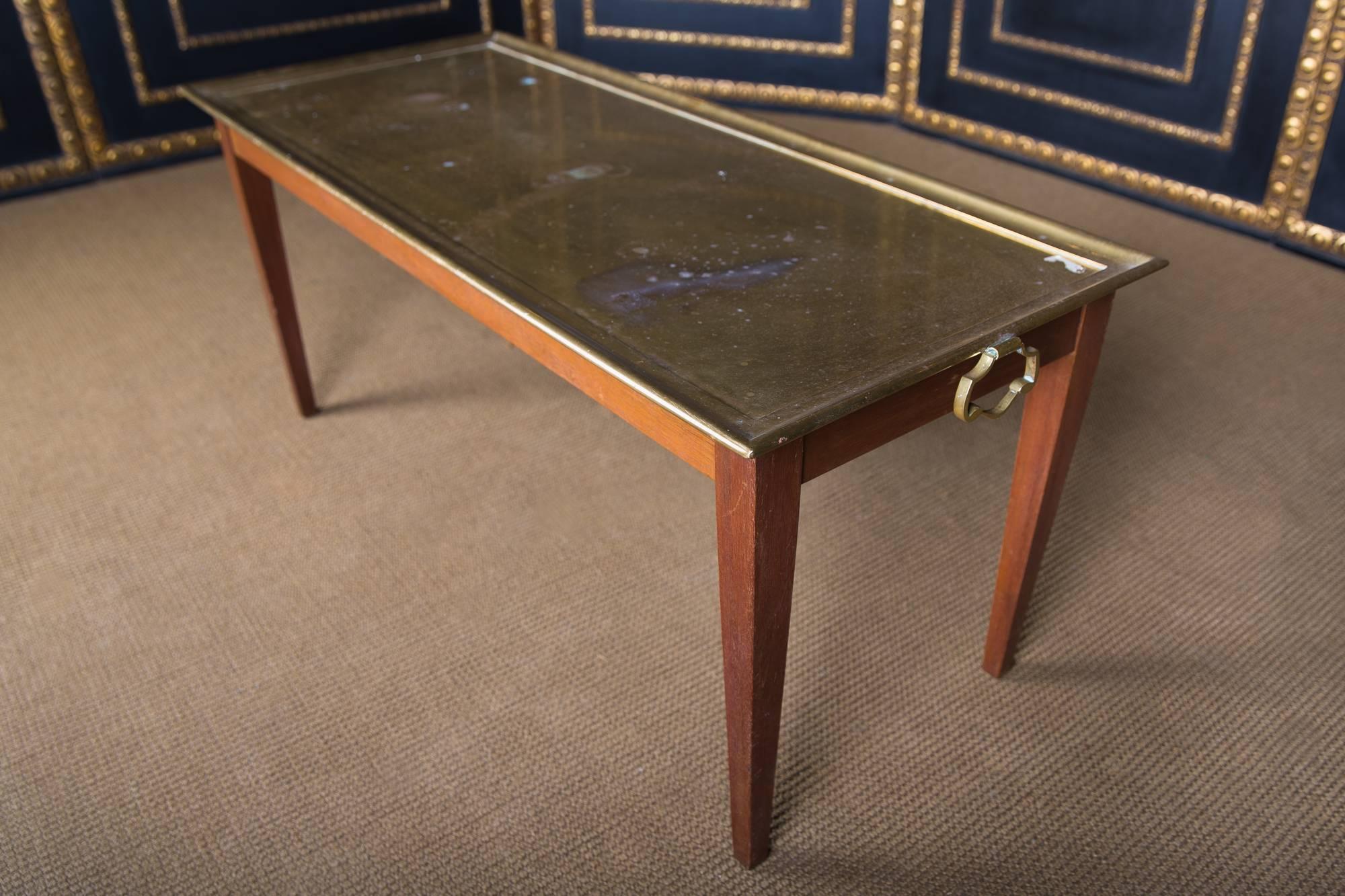 Effet bronze Table de service anglaise d'origine du 19ème siècle en acajou patiné à la chaleur en vente