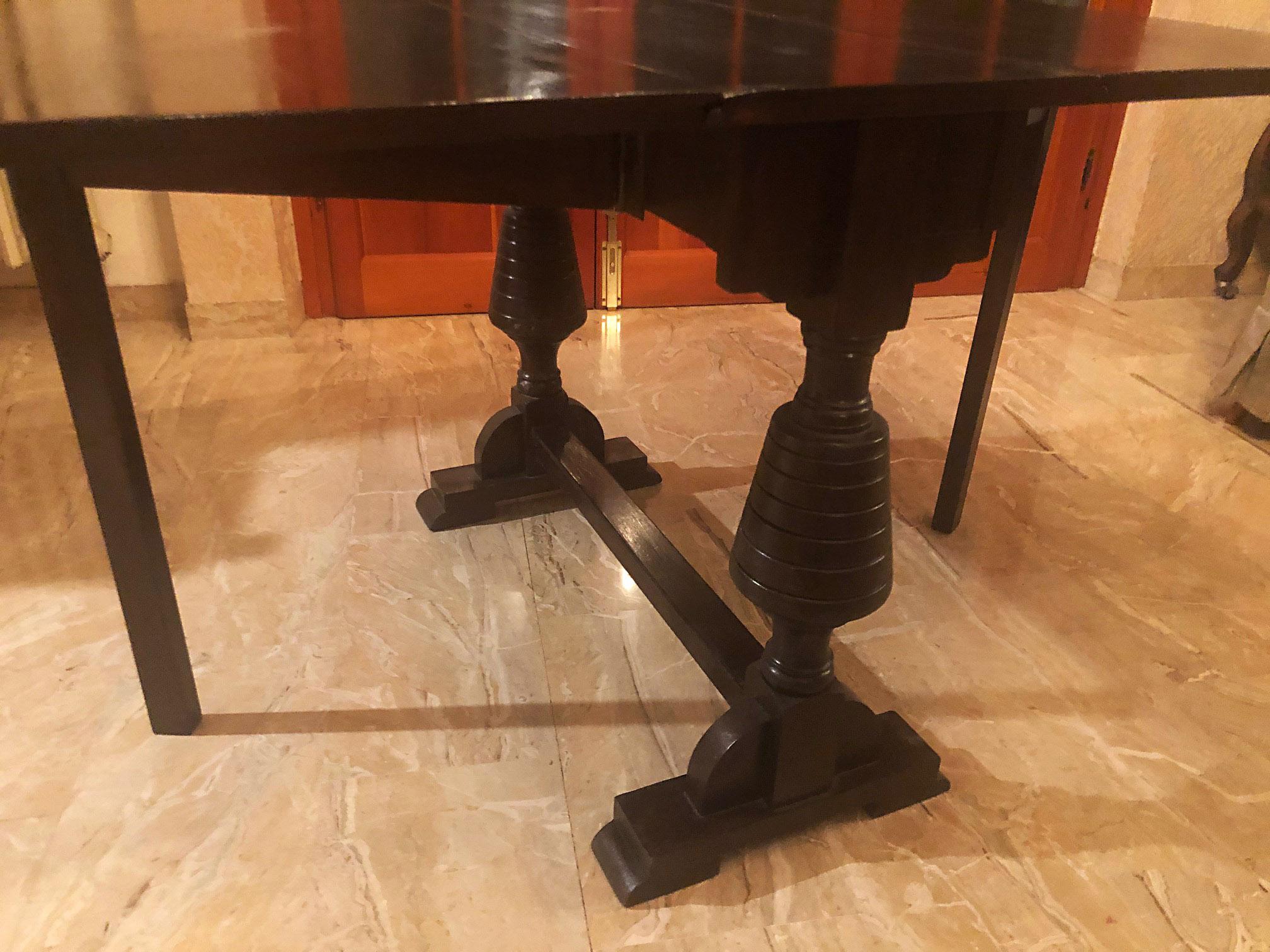  Original  solid Oak Strip Table, Beautiful as a Console Table, Dark Color In Good Condition For Sale In Buggiano, IT