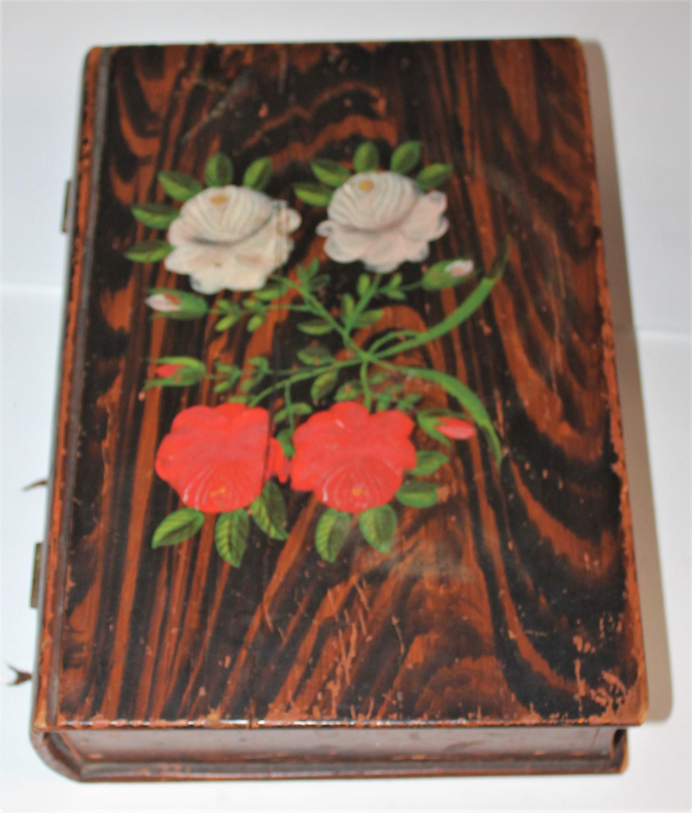 19th Century Original Painted Bible Box In Excellent Condition For Sale In Los Angeles, CA
