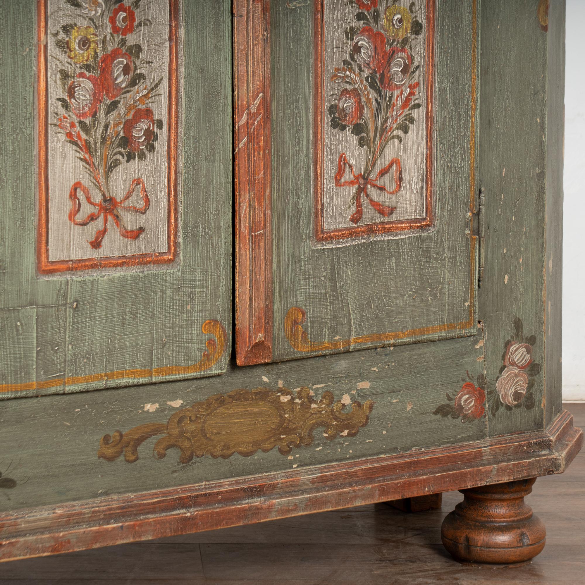 19th Century Original Painted German Two Door Armoire Shrunk im Angebot 2