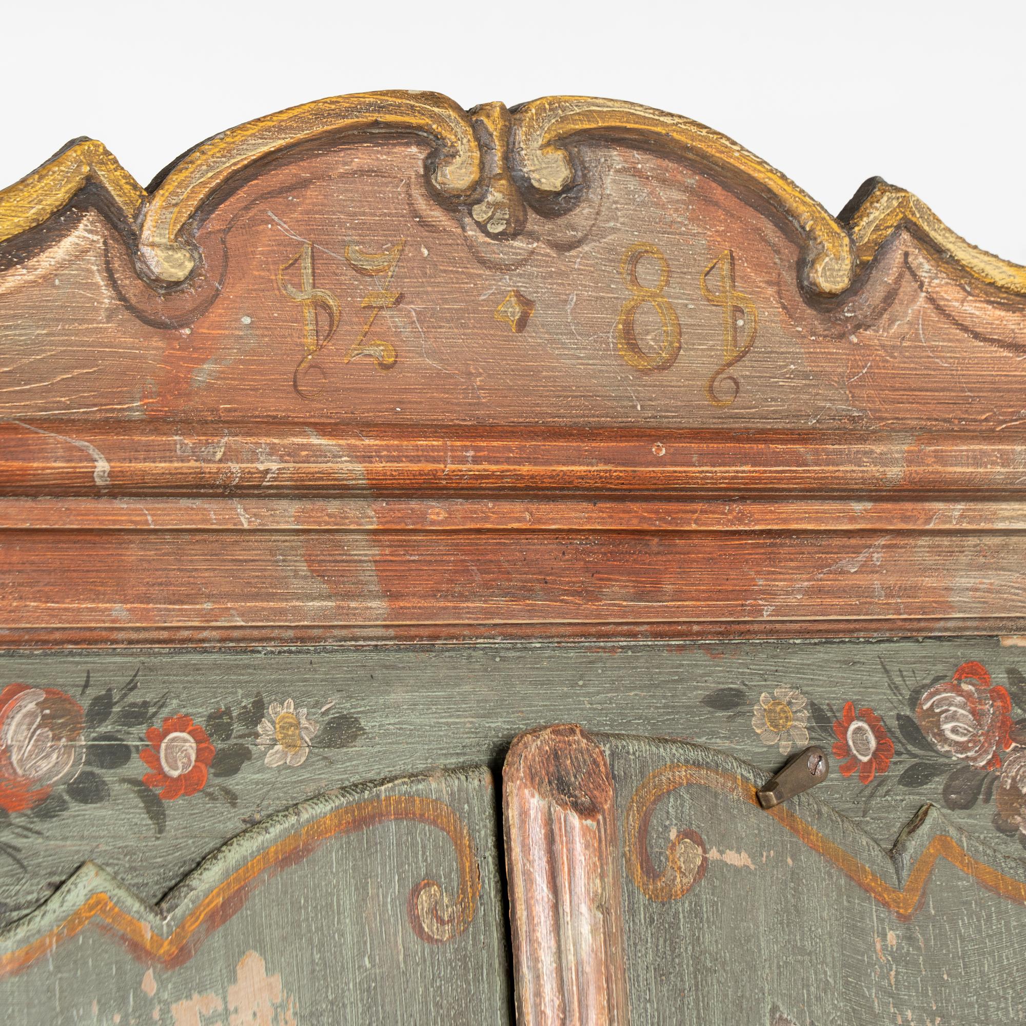 19th Century Original Painted German Two Door Armoire Shrunk im Angebot 4