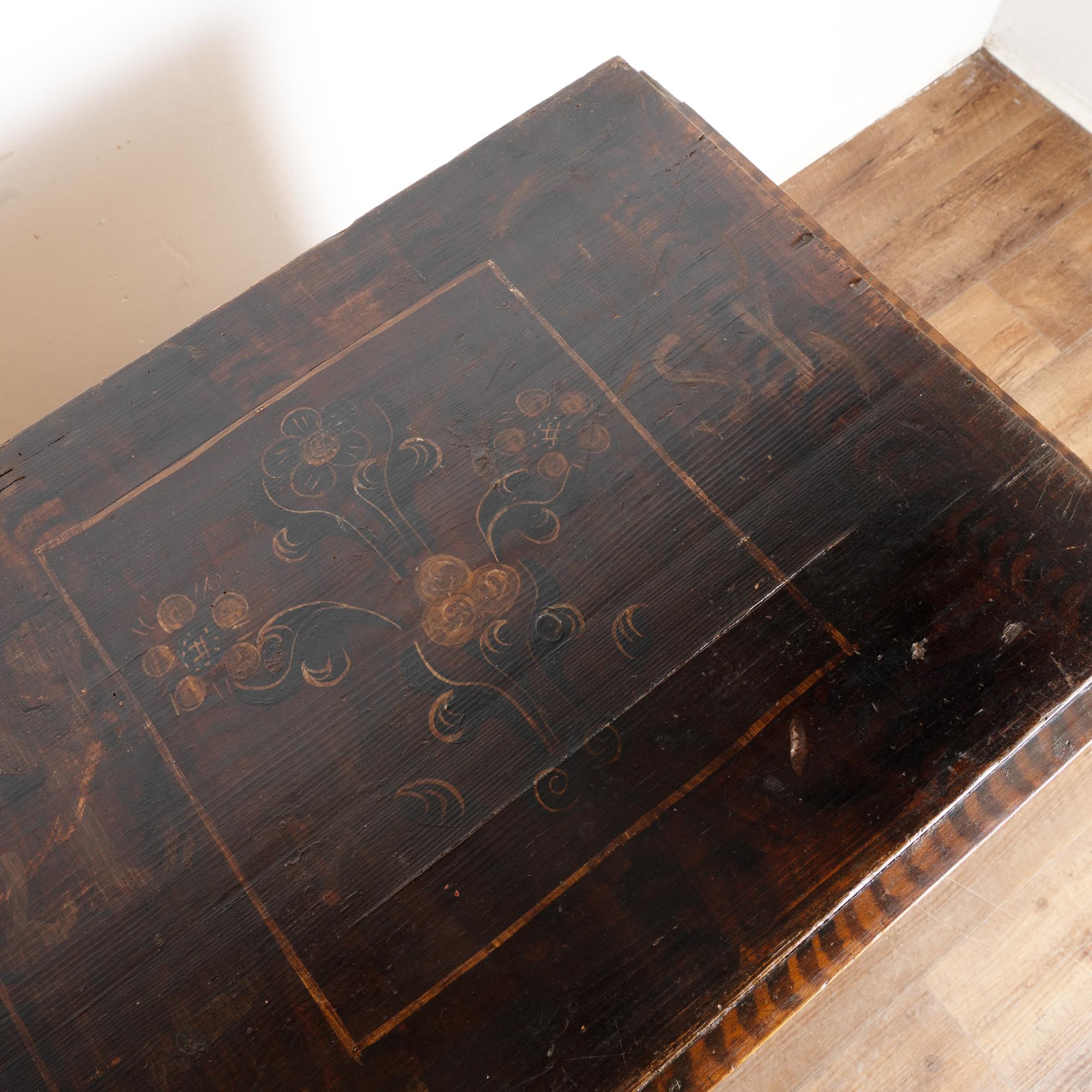 19th Century Original Painted Pine Chest of Three Drawers 1