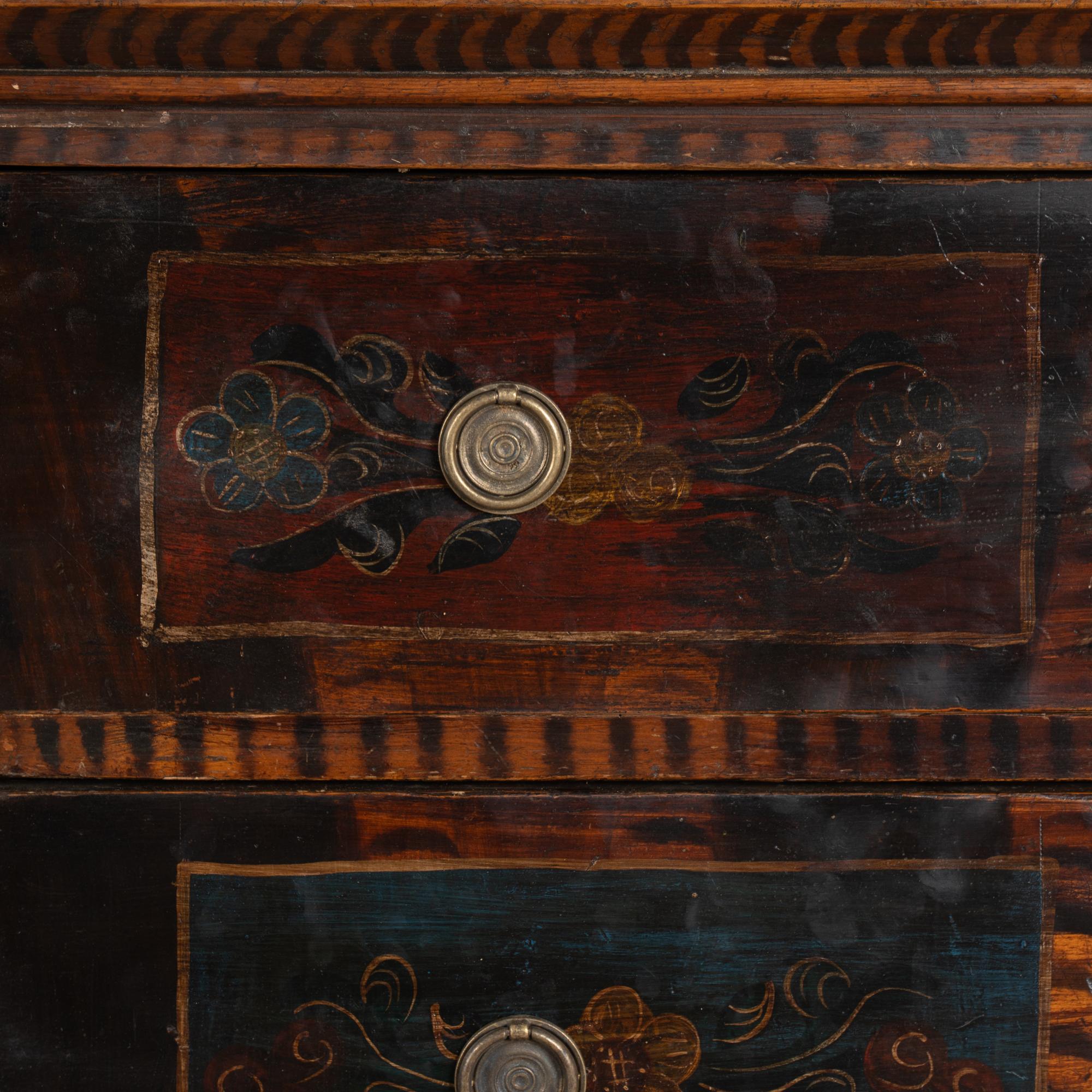 19th Century Original Painted Pine Chest of Three Drawers 3