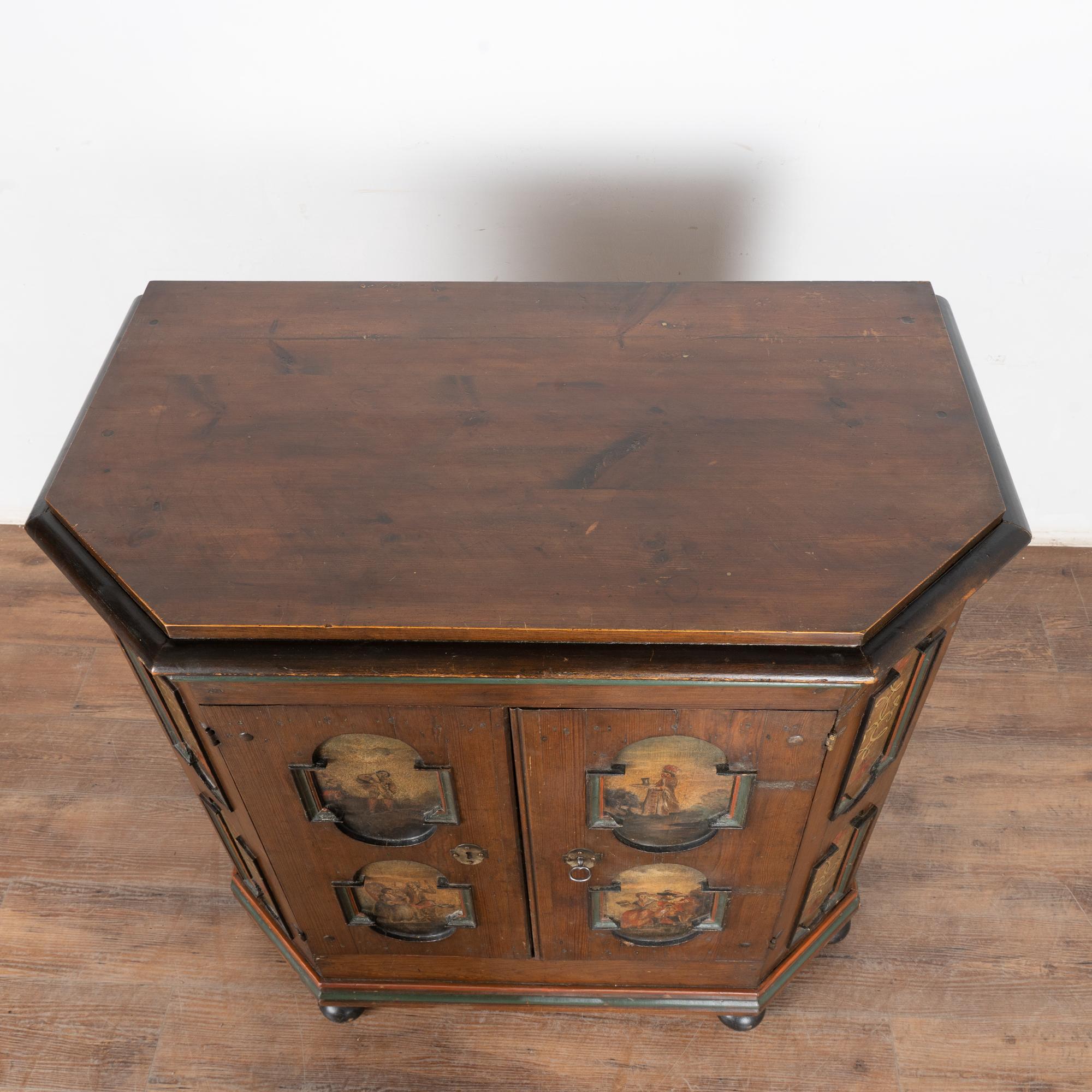 Credenza svedese originale del XIX secolo In condizioni buone in vendita a Round Top, TX