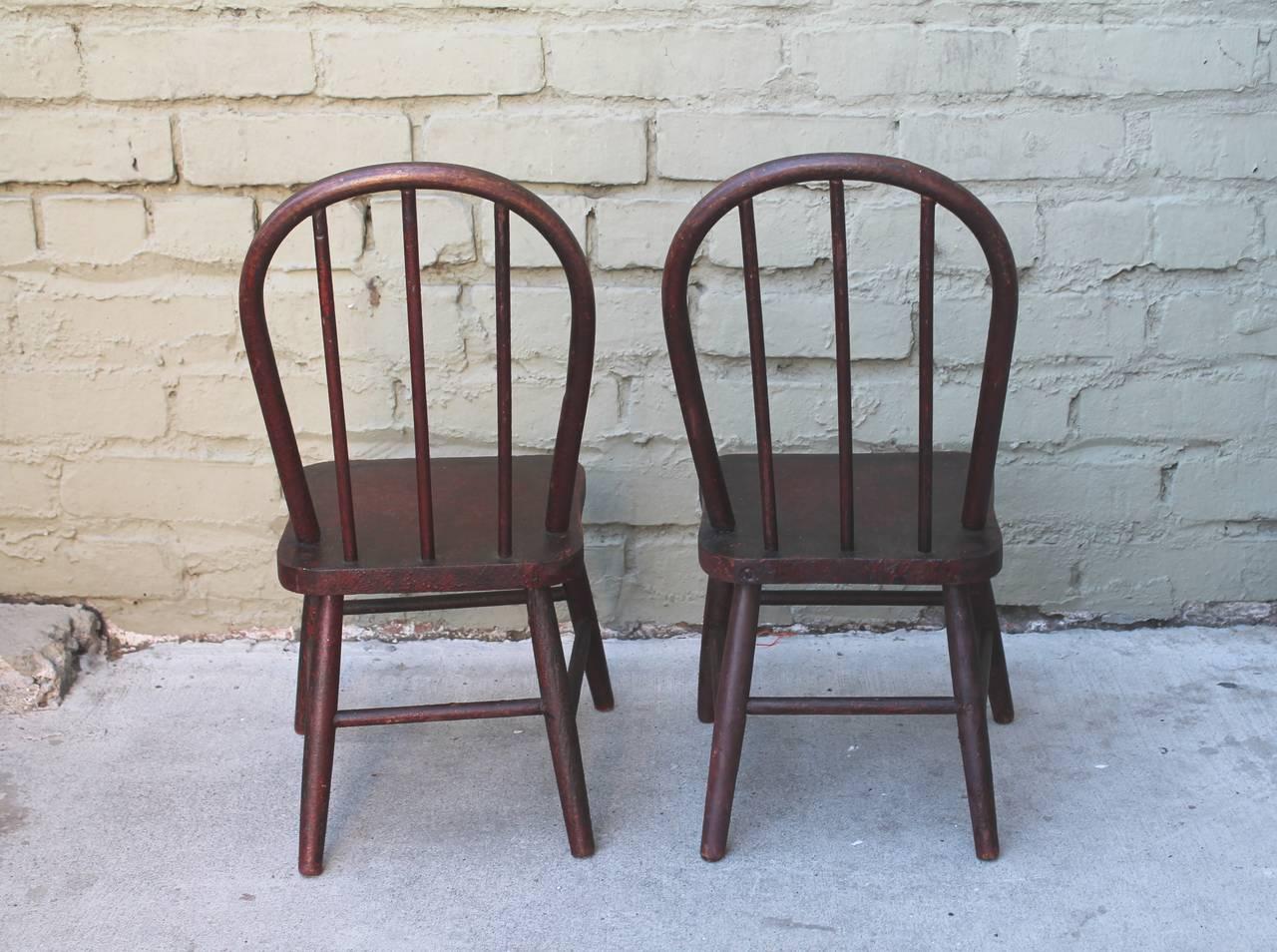 19th Century Original Red Painted Children's Table and Collection of Four Chairs 1