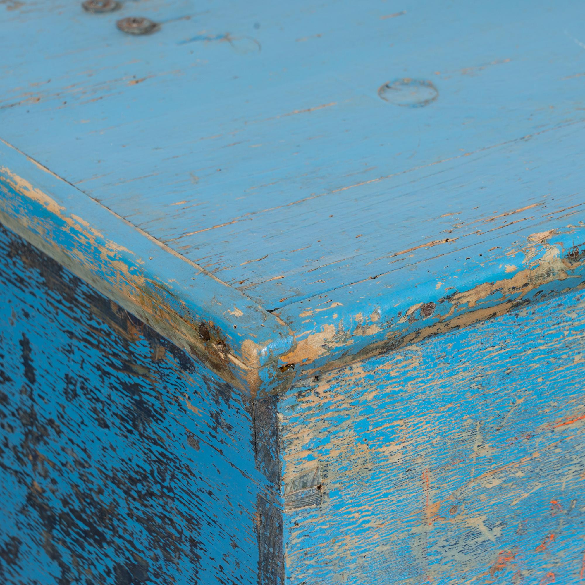 19th Century Original Rustic Blue Flat Top Pine Trunk, Hungary 3