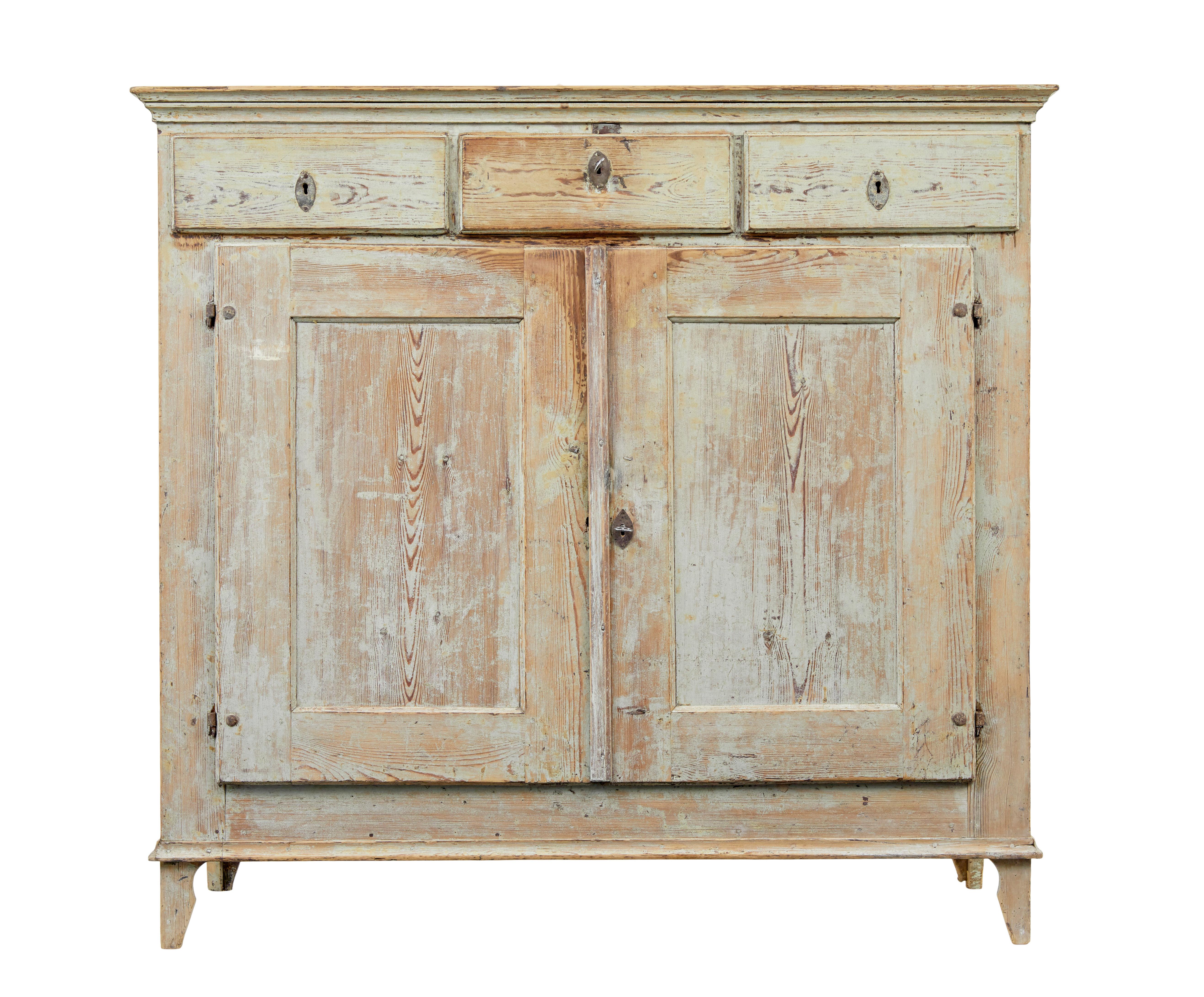 Sweden vintage cupboard 60s スウェーデン 19th century original scraped paint Swedish cupboard For Sale at