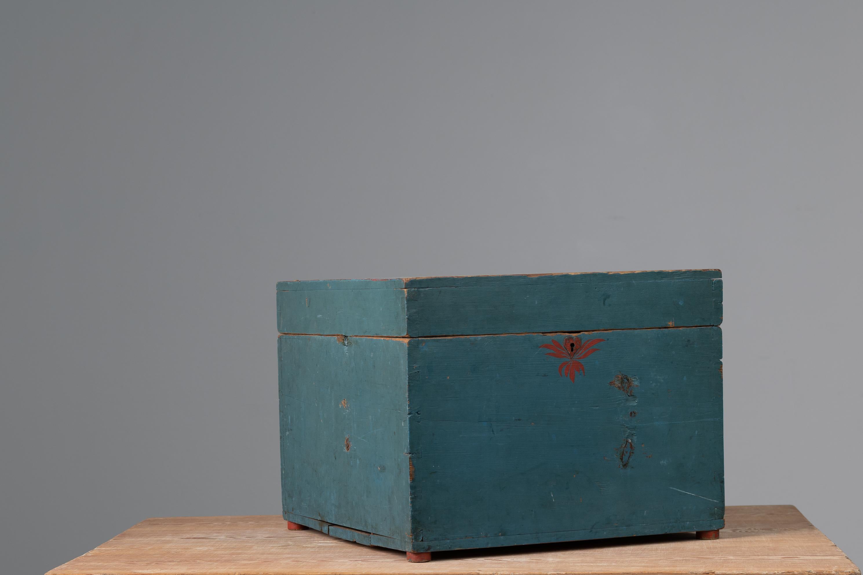 Hand-Crafted 19th Century Original Swedish Blue Pine Box For Sale