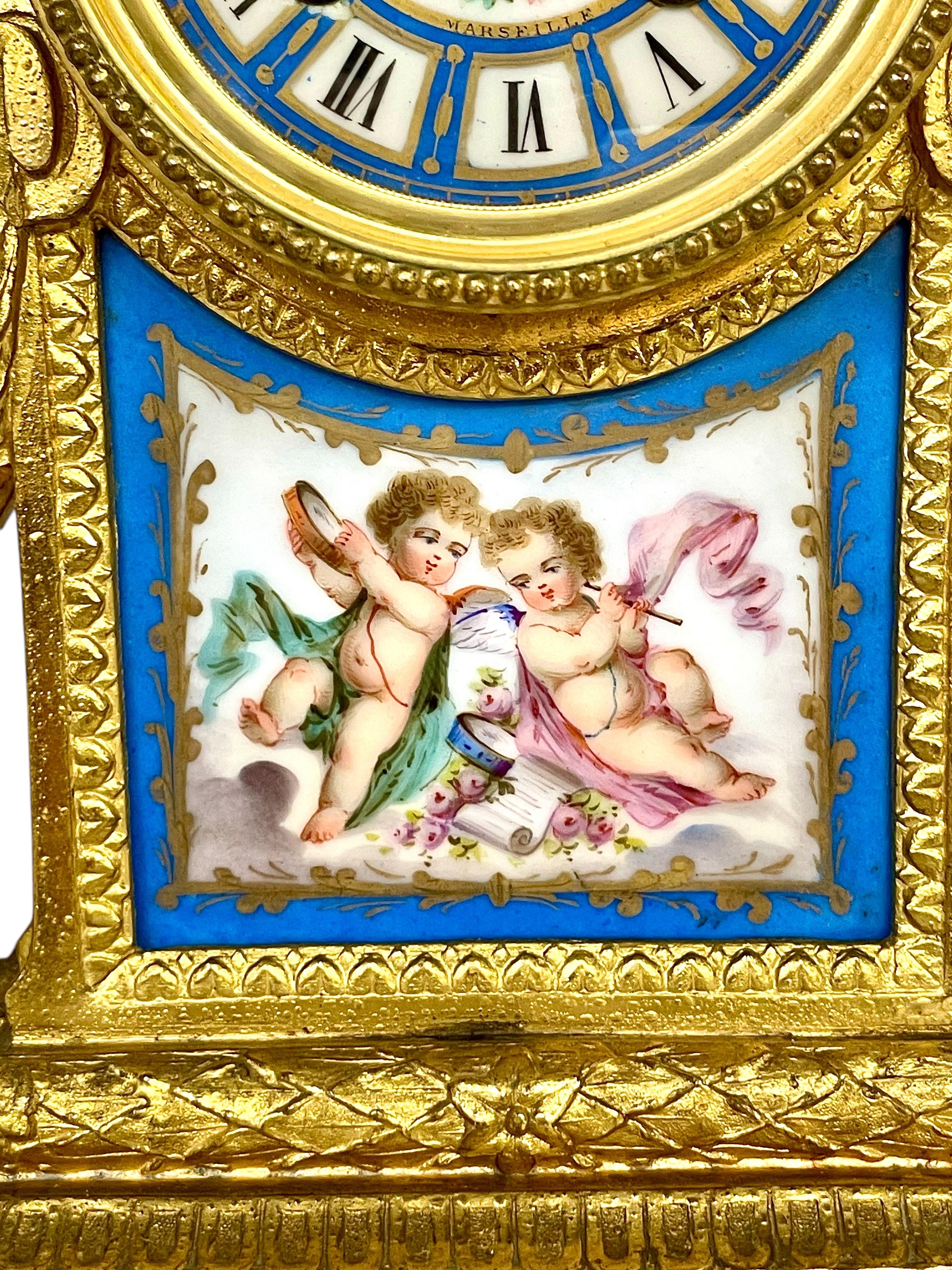 Orologio in porcellana stile Sèvres e Ormolu del XIX secolo in vendita 1