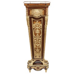Siglo XIX Pedestal de madera y ormolu según Riesener