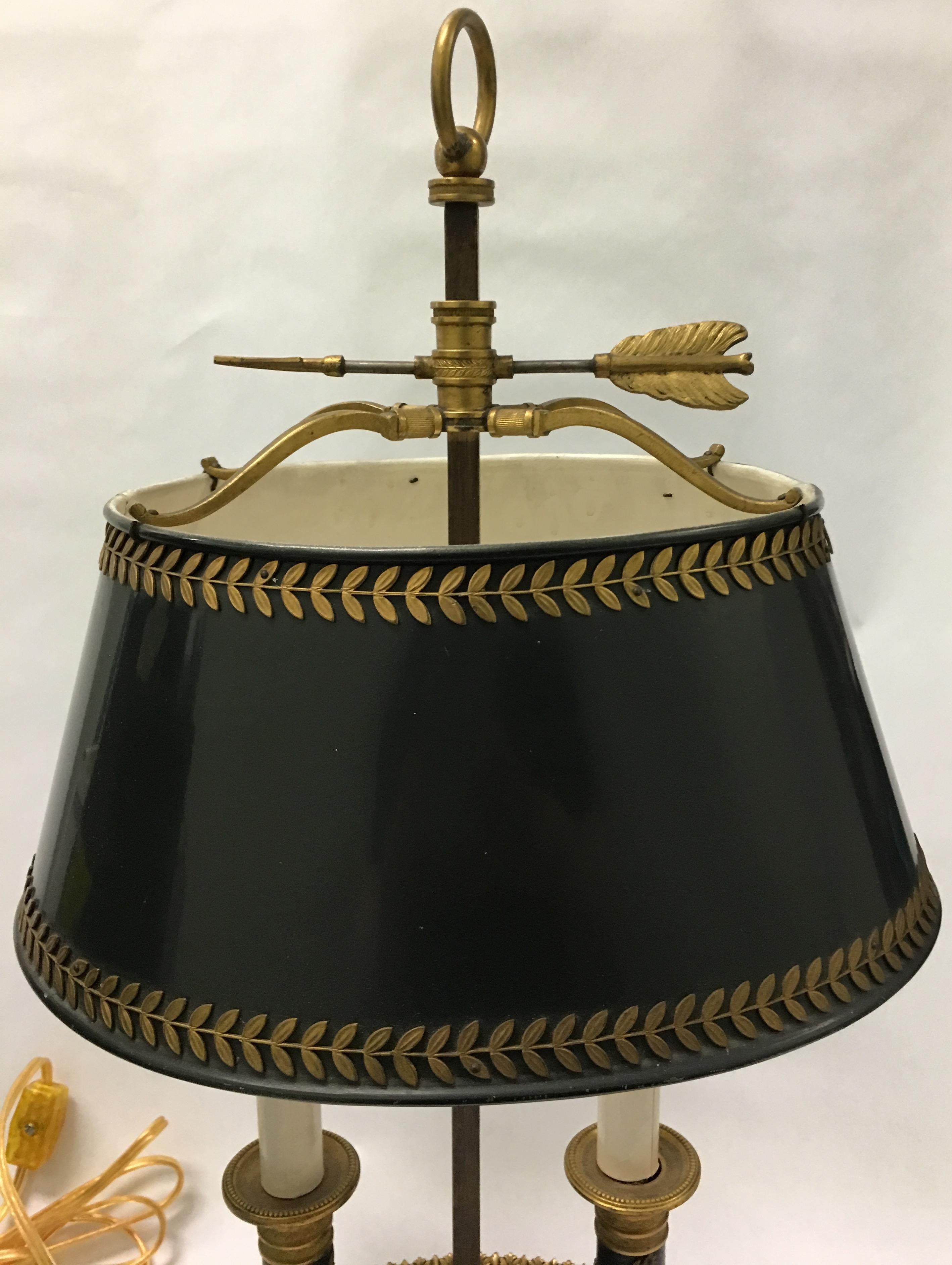 Empire Lampe Bouillotte du 19ème siècle en bronze doré et étain en vente