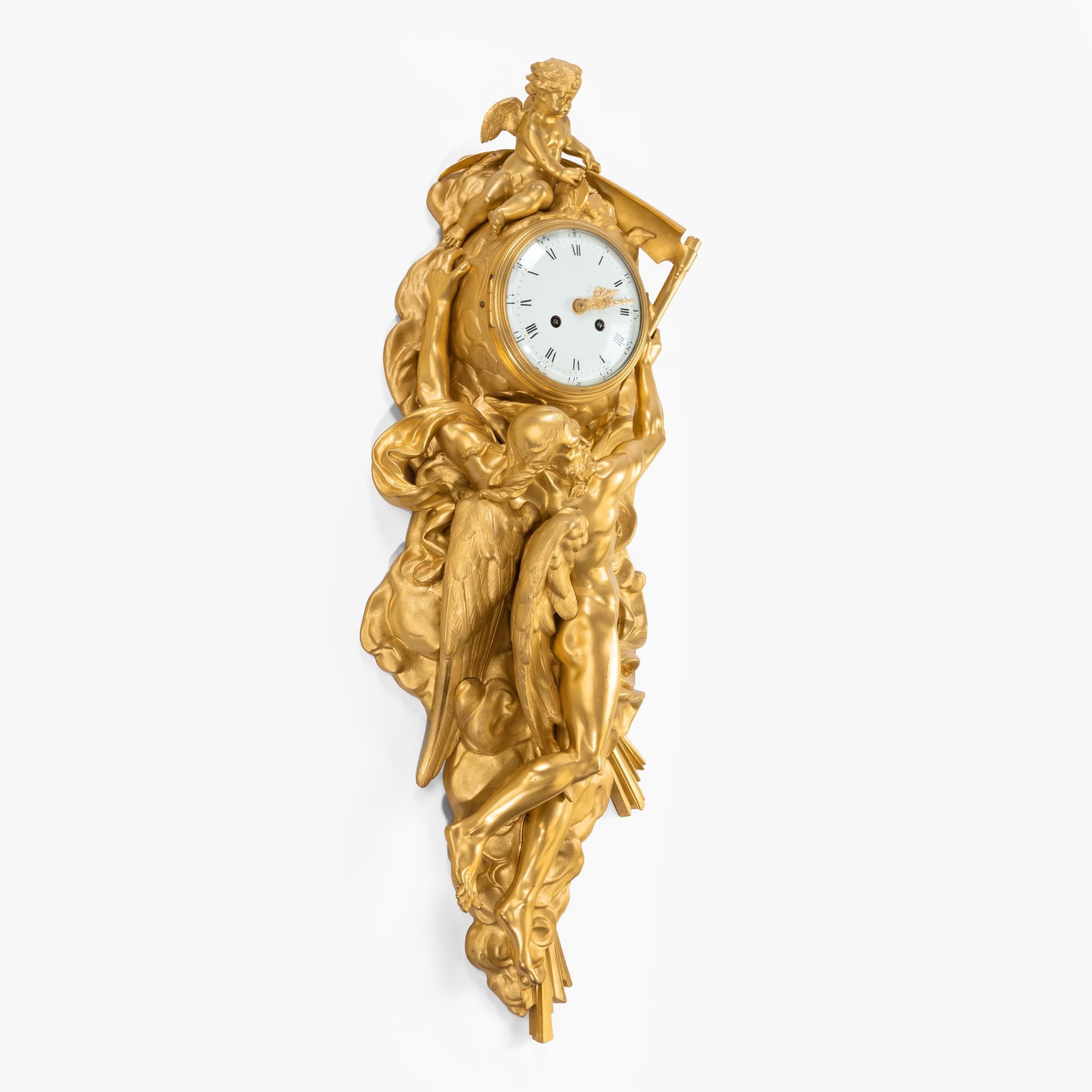 XIXe siècle Horloge de cartel en bronze doré du 19e siècle en vente