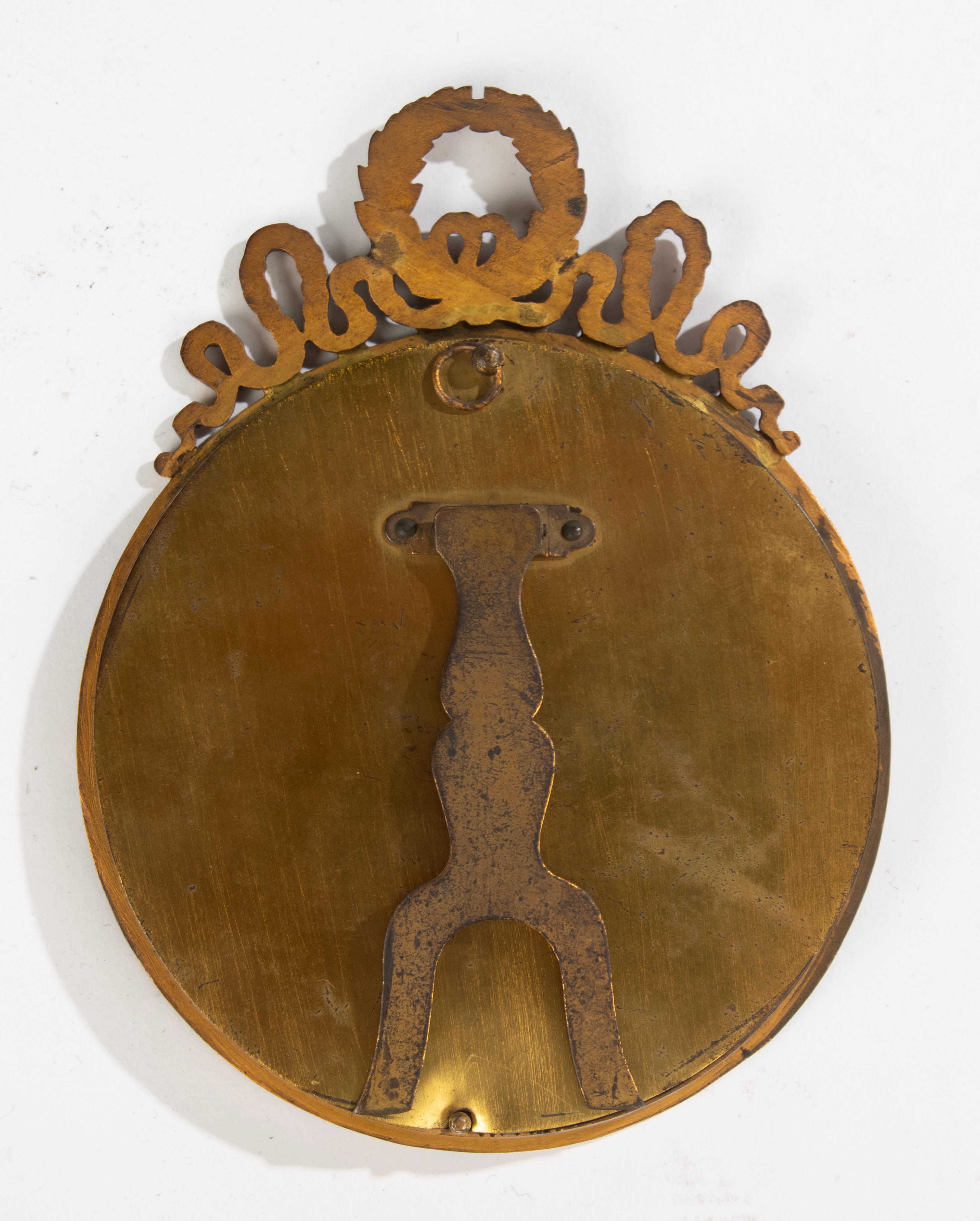 Goldbronze-Bilderrahmen aus vergoldeter Bronze des 19. Jahrhunderts – Louis XVI.-Stil – Frankreich im Angebot 4