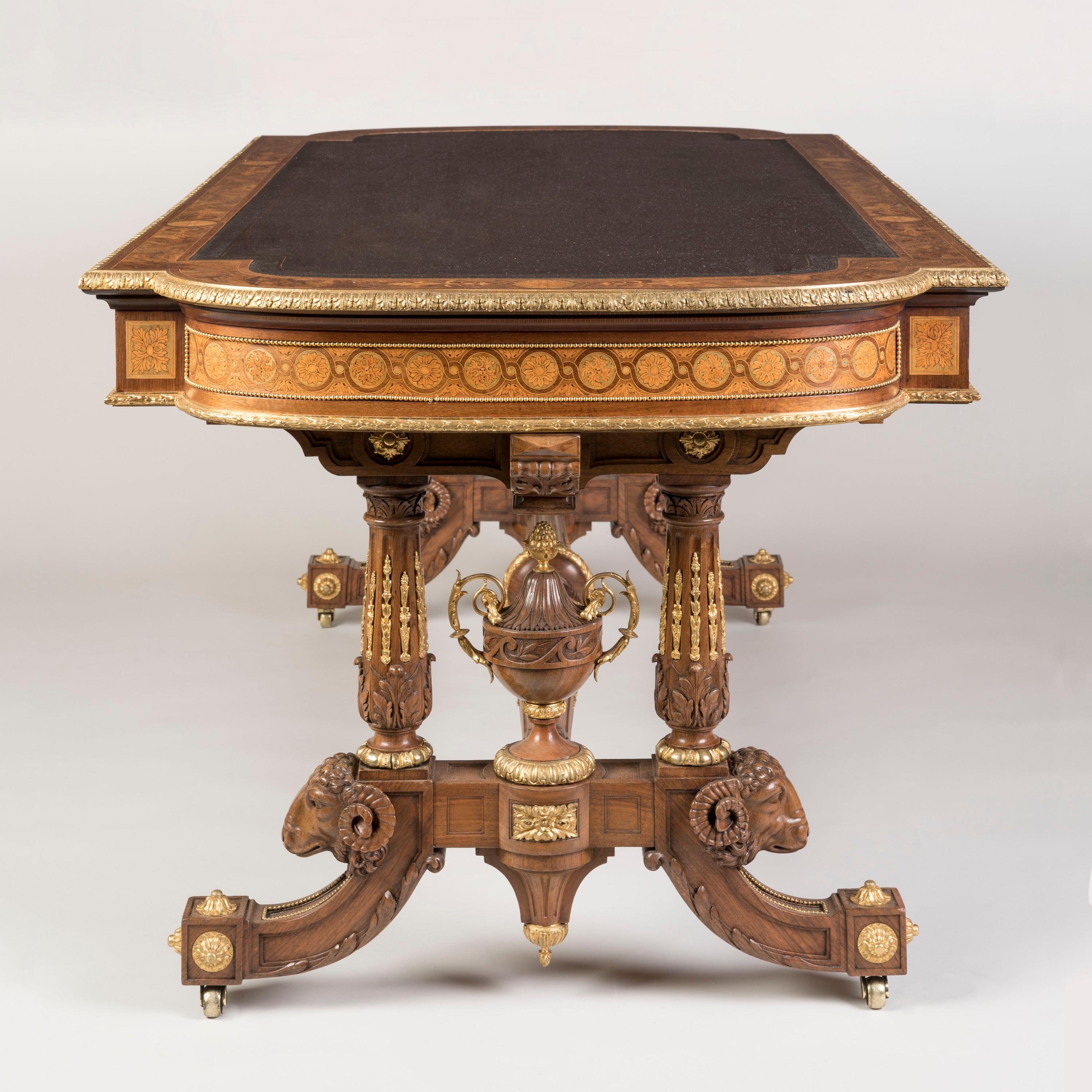Mesa de nogal de rebabas del siglo XIX, estilo Luis XVI, montada en ormolina, de Pretot en Bueno estado para la venta en London, GB