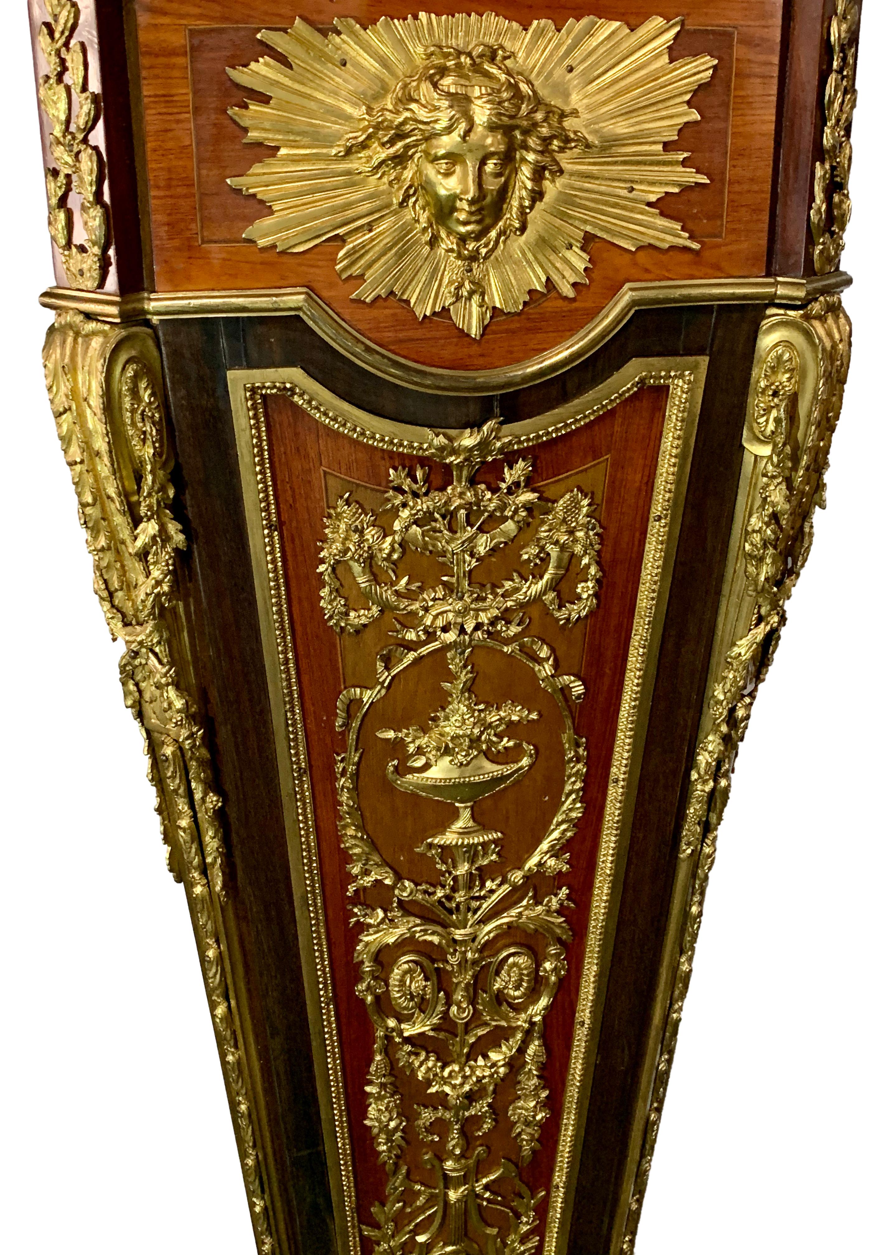 Details about   Large Gilt Bronze Furniture Mount Ormolu Neoclassical French Louis XVI Style 