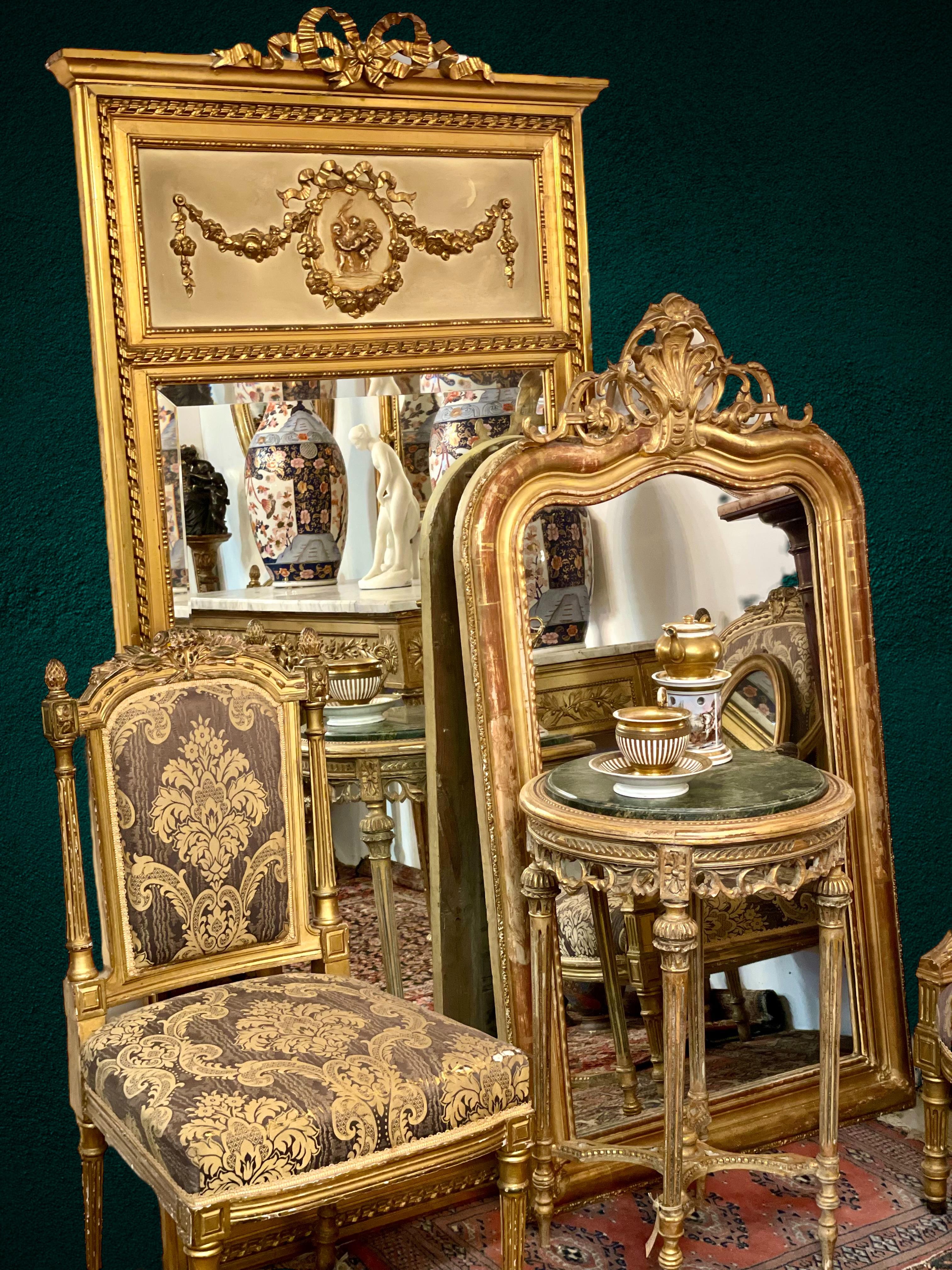 Specchio ornato in legno dorato Louis Philippe del XIX secolo in vendita 5