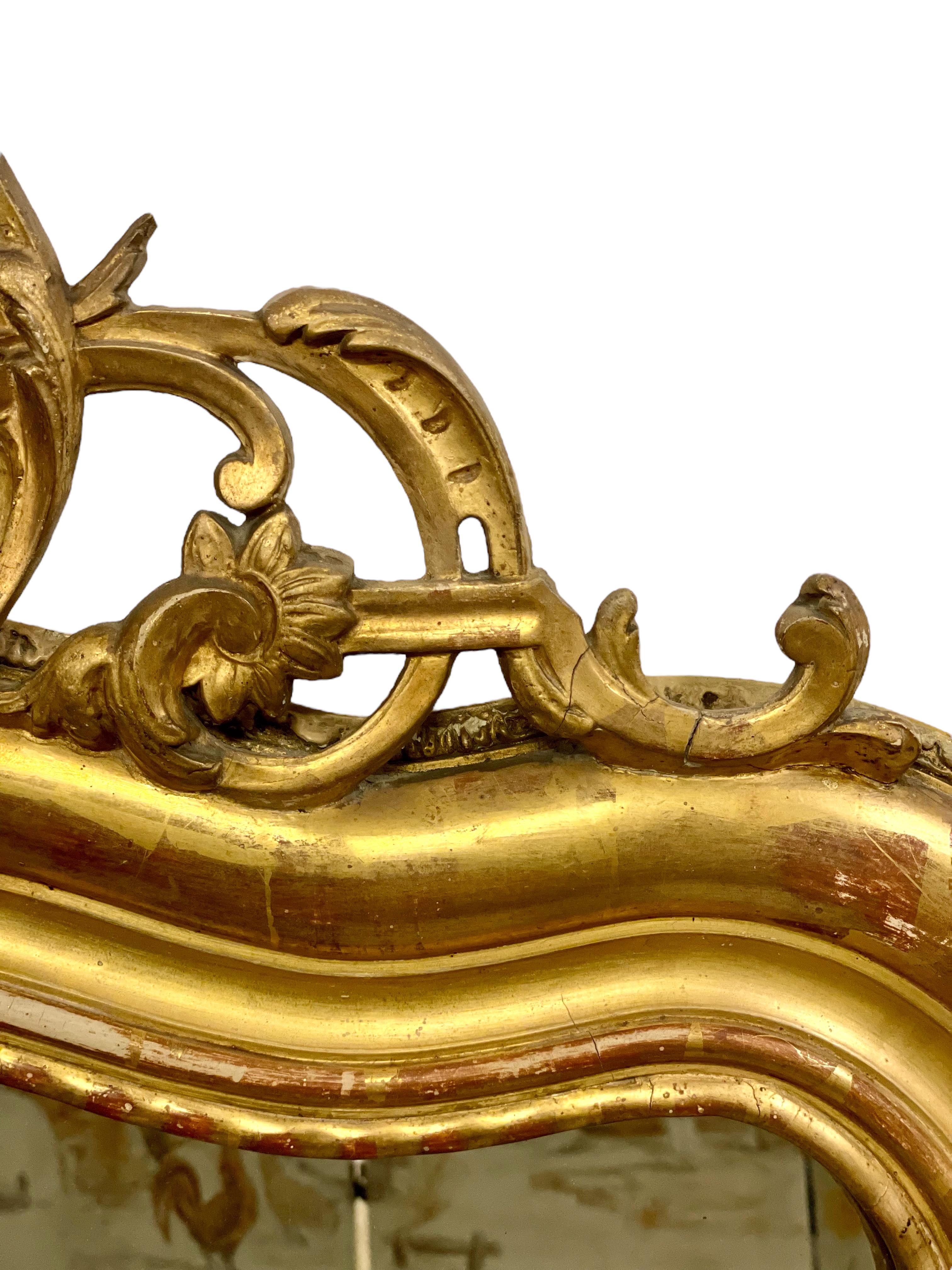 Luigi Filippo Specchio ornato in legno dorato Louis Philippe del XIX secolo in vendita