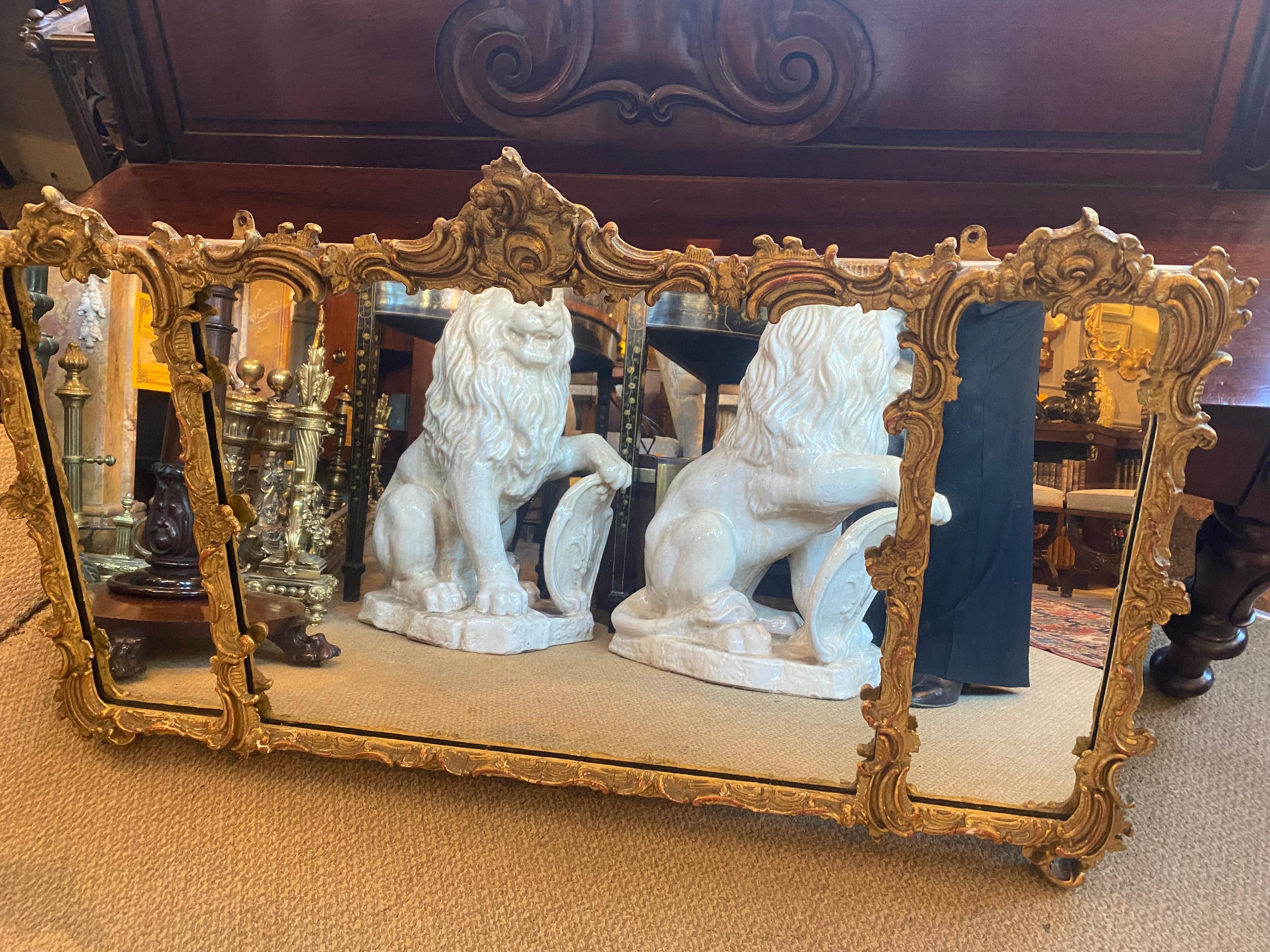 Regency Miroir à trumeau de style Régence du 19e siècle, ornementé et doré en vente