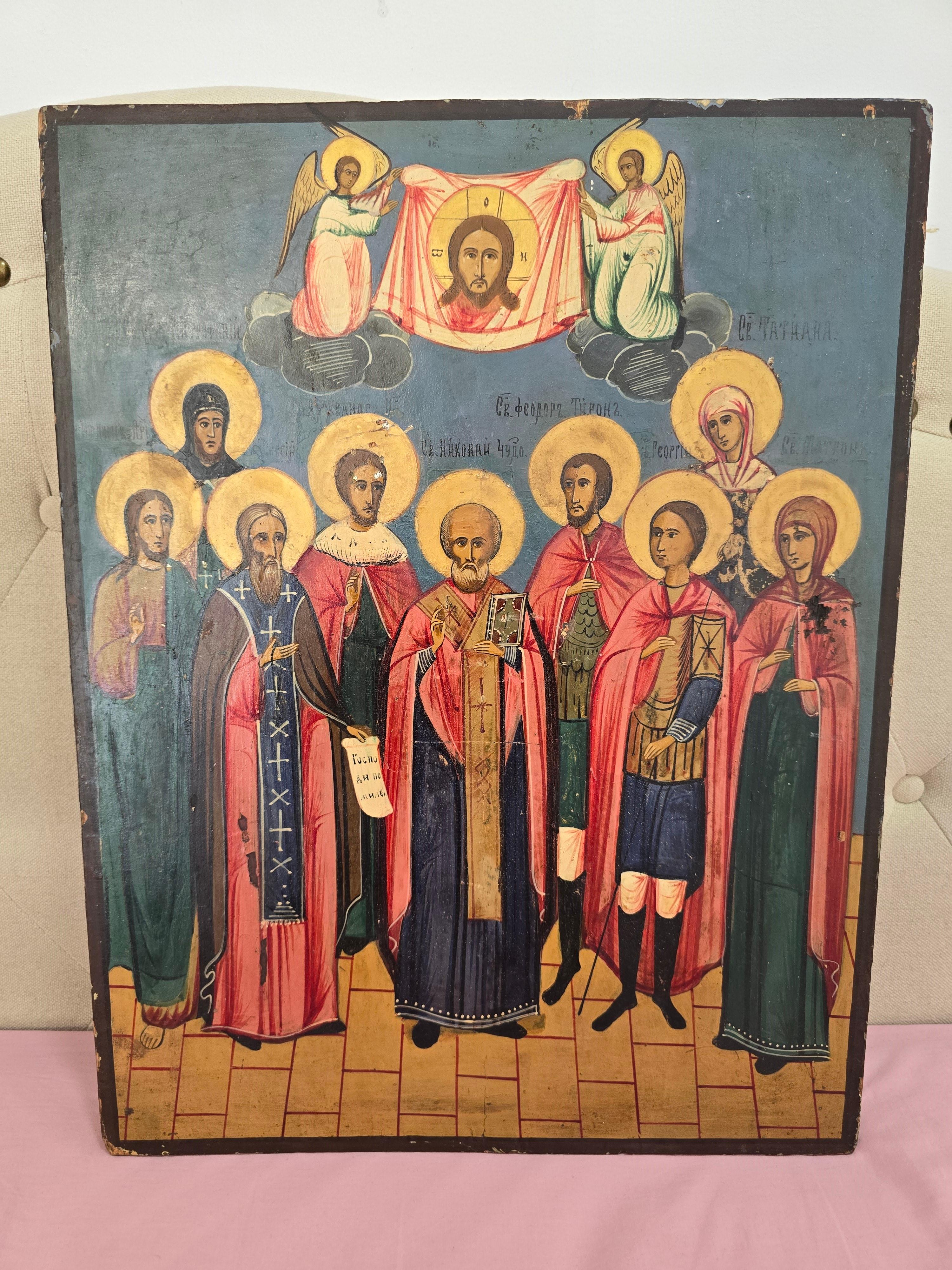 Présentation d'une magnifique icône orthodoxe du XIXe siècle représentant la Convention des saints. Cette pièce est peinte à la détrempe sur un panneau de bois, illustrant l'art religieux traditionnel de cette époque.

Caractéristiques principales
