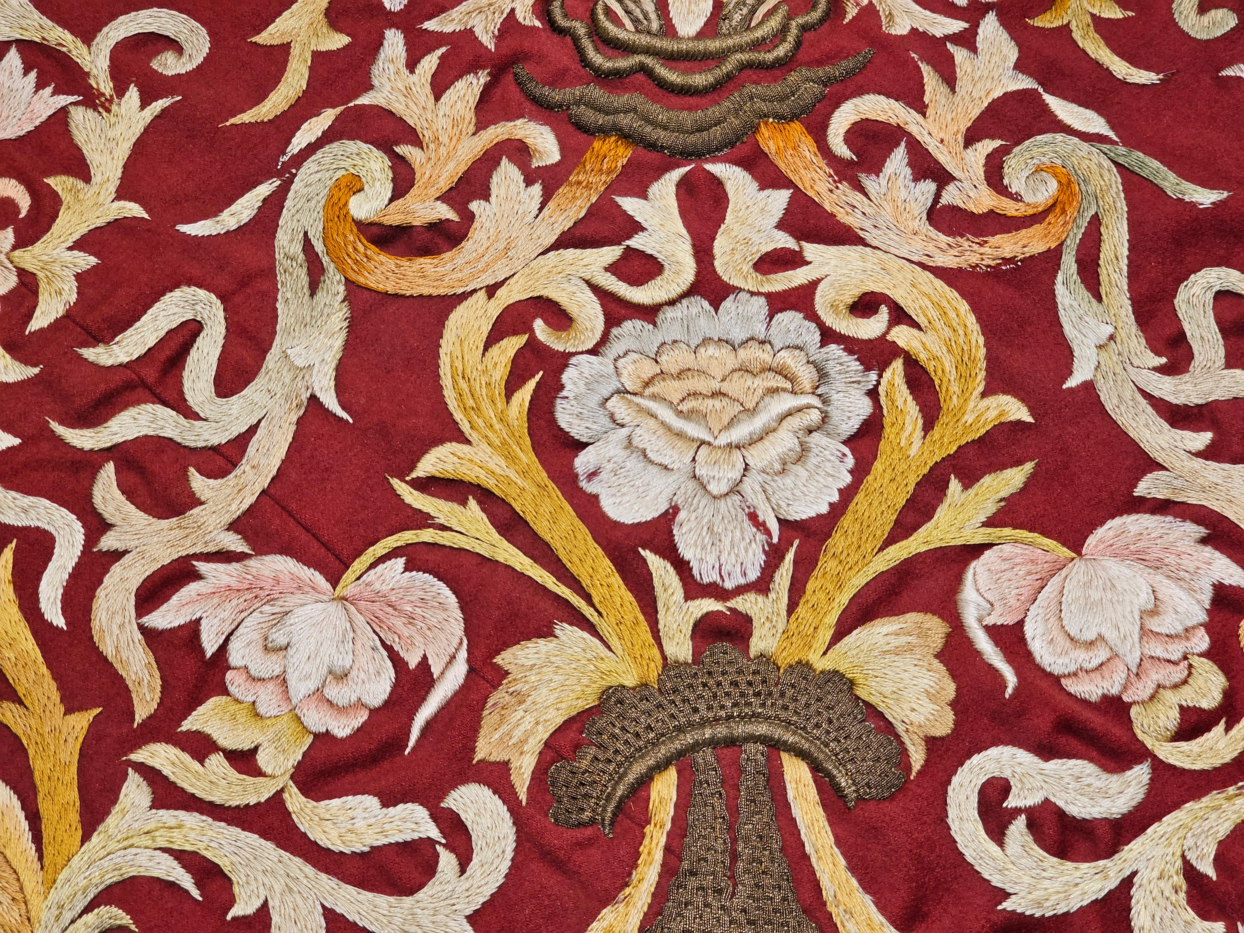 19th Century Ottoman Hand Embroidered Silk and Gilt Threads Tapestry Textile In Good Condition For Sale In Barrington, IL