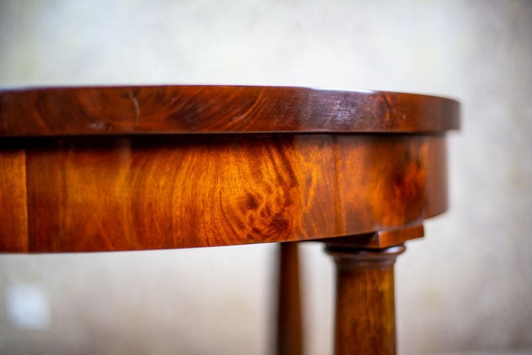 19th Century Oval Biedermeier Table For Sale 2