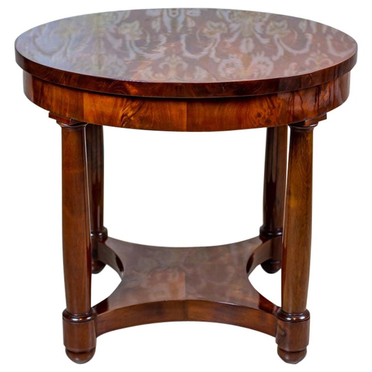 19th Century Oval Biedermeier Table For Sale