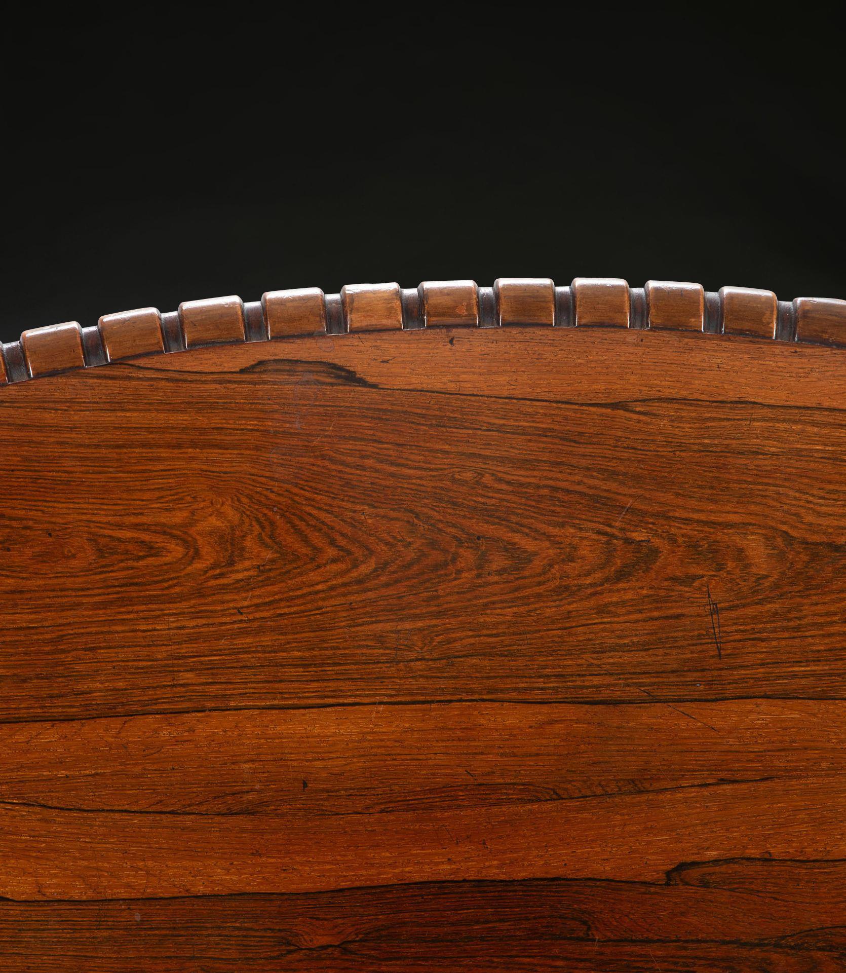 Table centrale ovale du 19e siècle Bon état - En vente à Shipston-On-Stour, GB