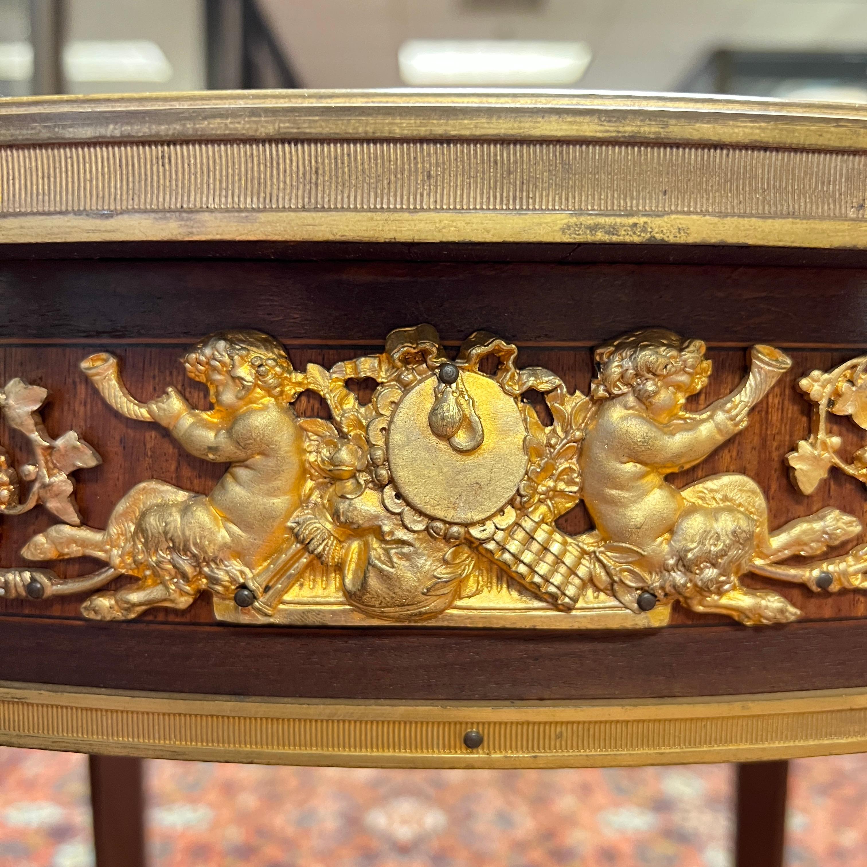 19th Century Oval French Louis XV / XVI Style Gilt Bronze Mounted Side Table For Sale 5