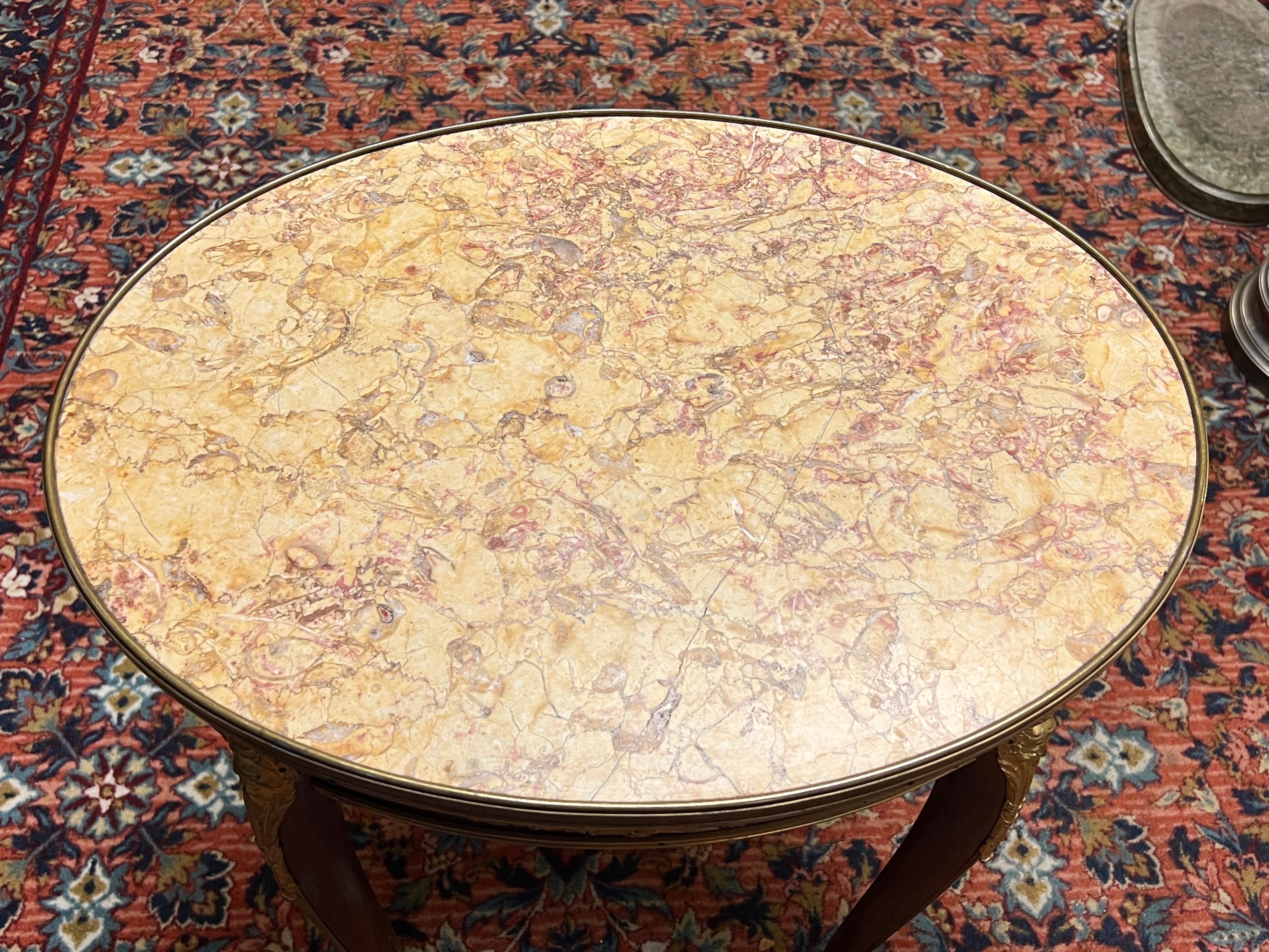 19th Century Oval French Louis XV / XVI Style Gilt Bronze Mounted Side Table For Sale 6