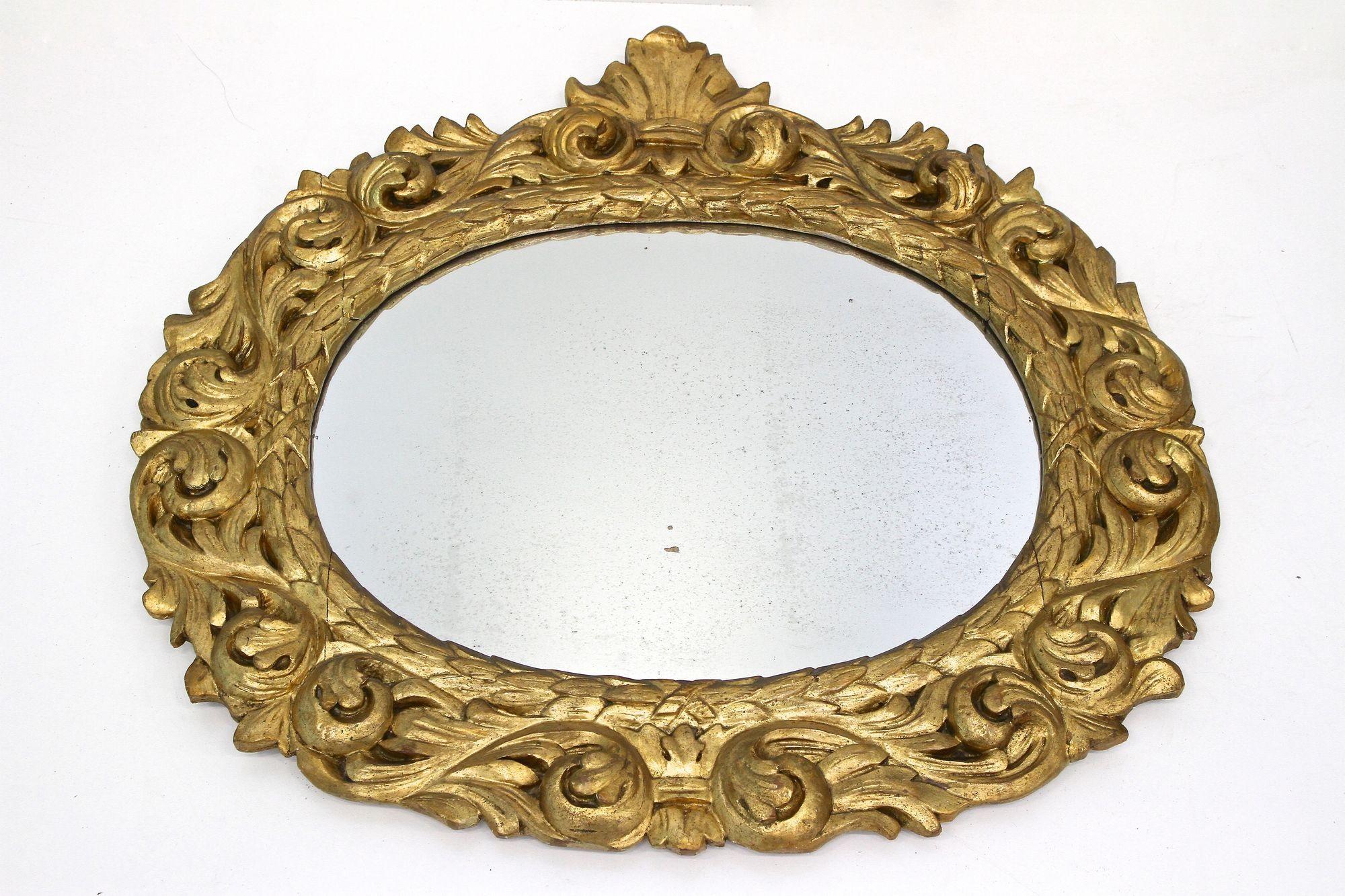 Miroir Florentine ovale et doré du 19e siècle, plaque de miroir d'origine, AT vers 1810 en vente 11