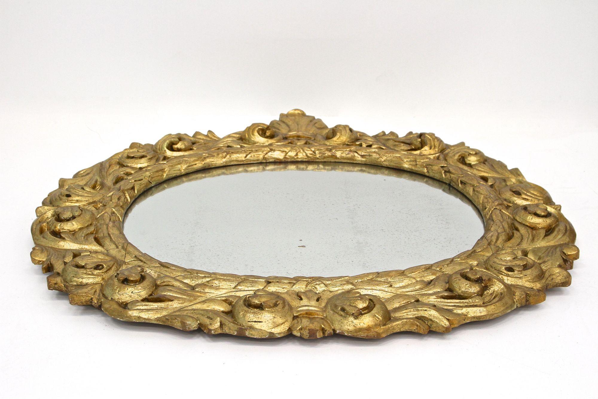 Miroir Florentine ovale et doré du 19e siècle, plaque de miroir d'origine, AT vers 1810 en vente 12