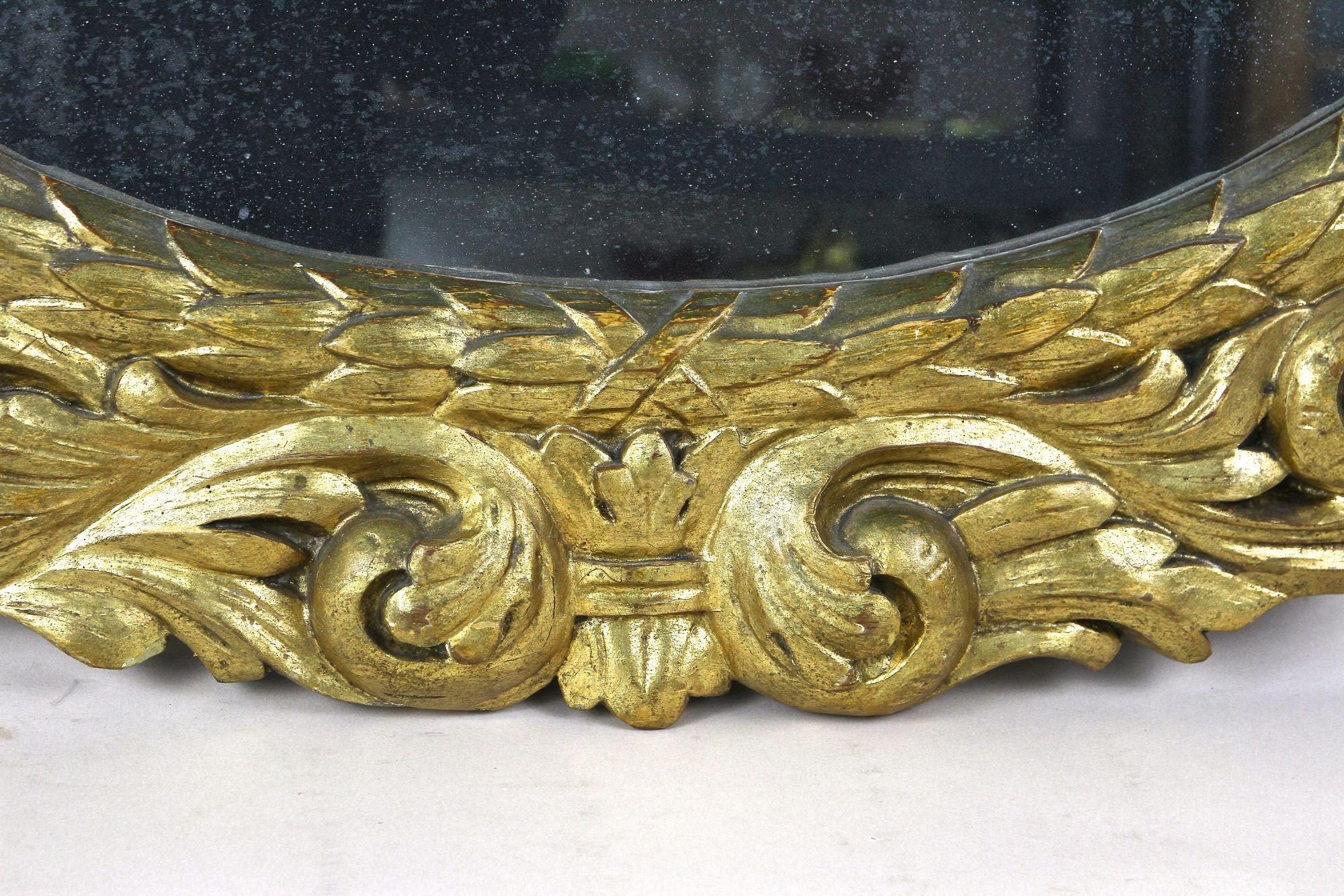 XIXe siècle Miroir Florentine ovale et doré du 19e siècle, plaque de miroir d'origine, AT vers 1810 en vente