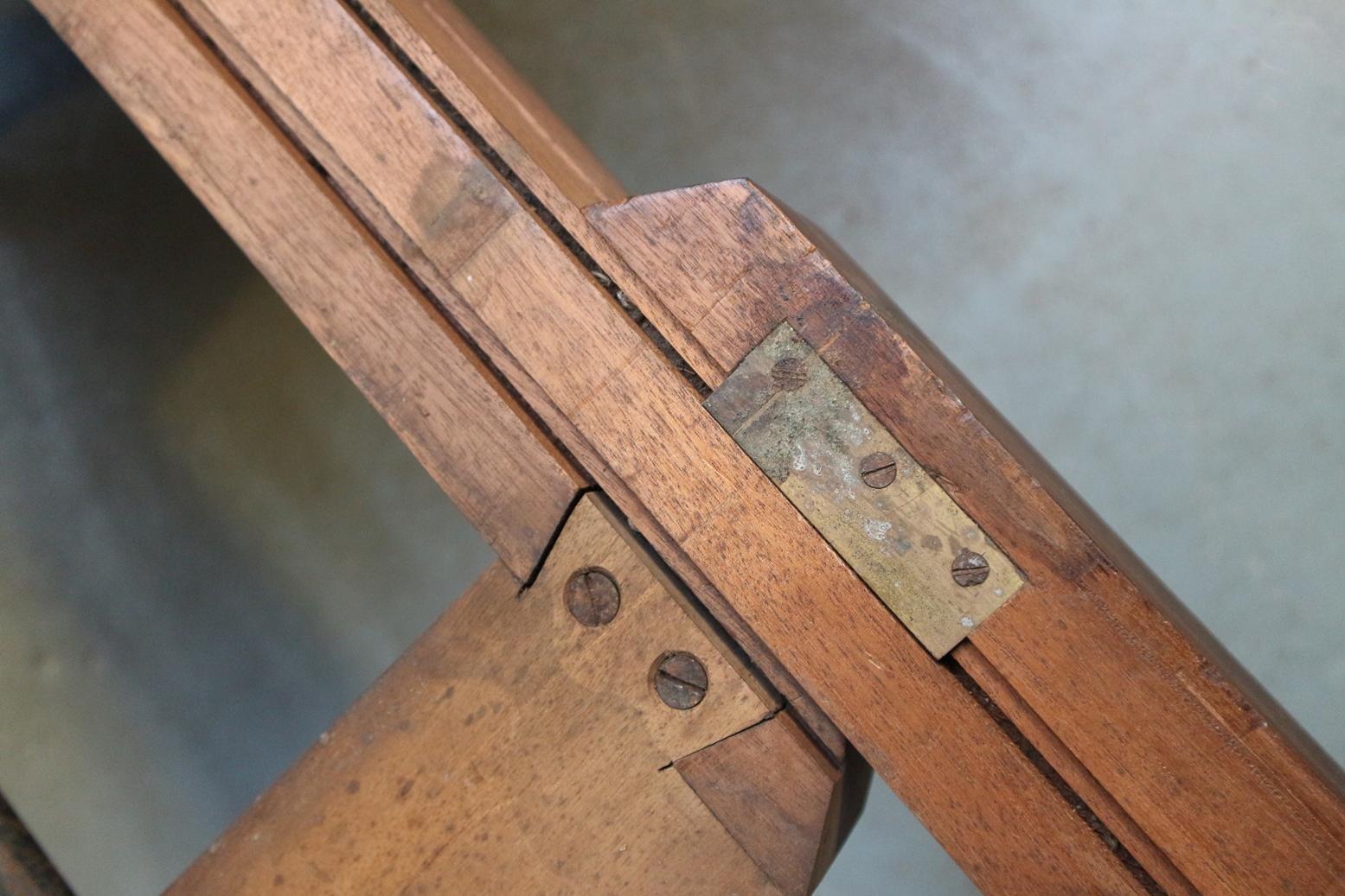 19th Century Oval Mahogany Dining Table 7