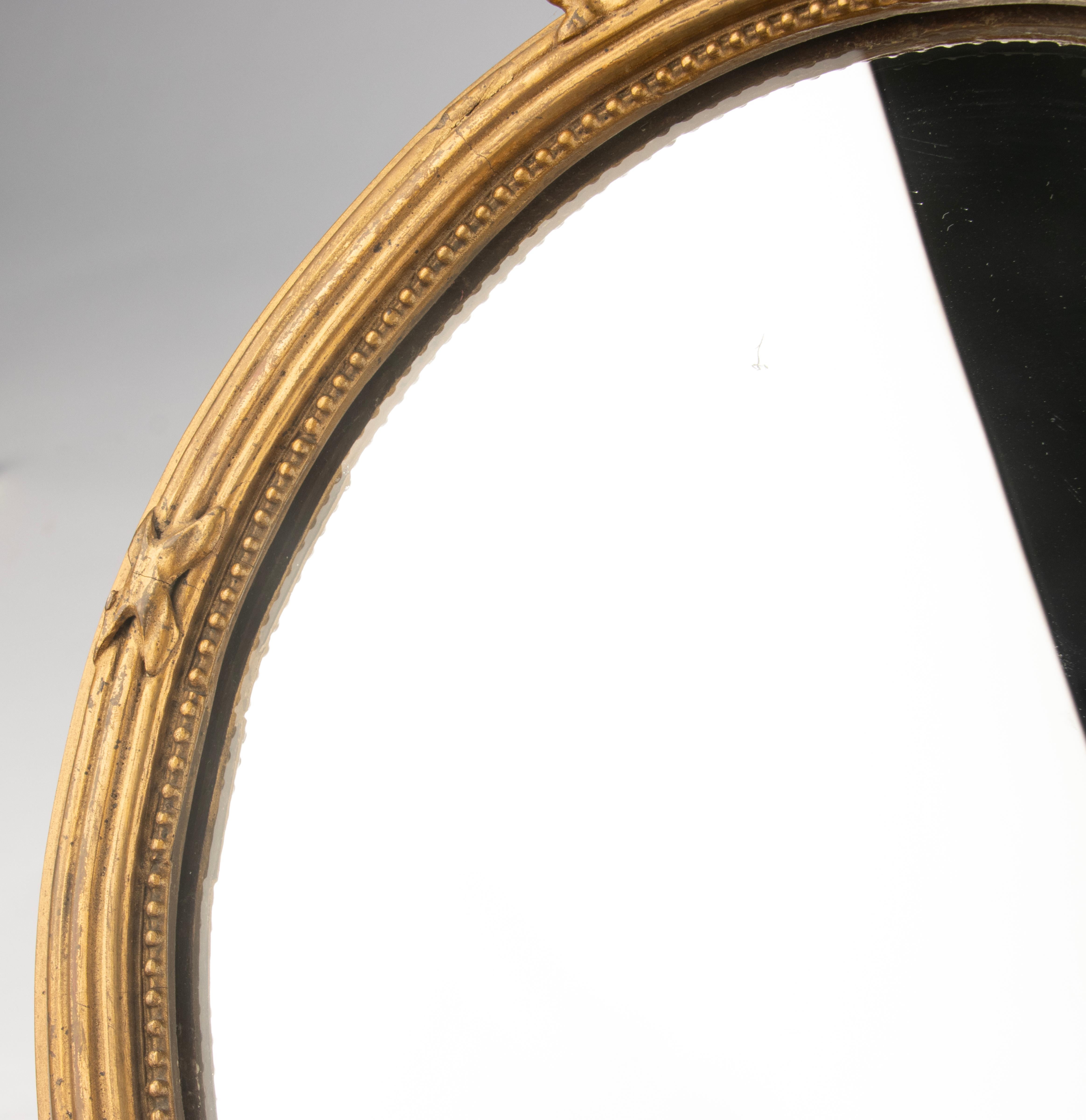 19th Century Oval Mirror - Louis XVI Style - Gilded Gesso on Wood - Small For Sale 2