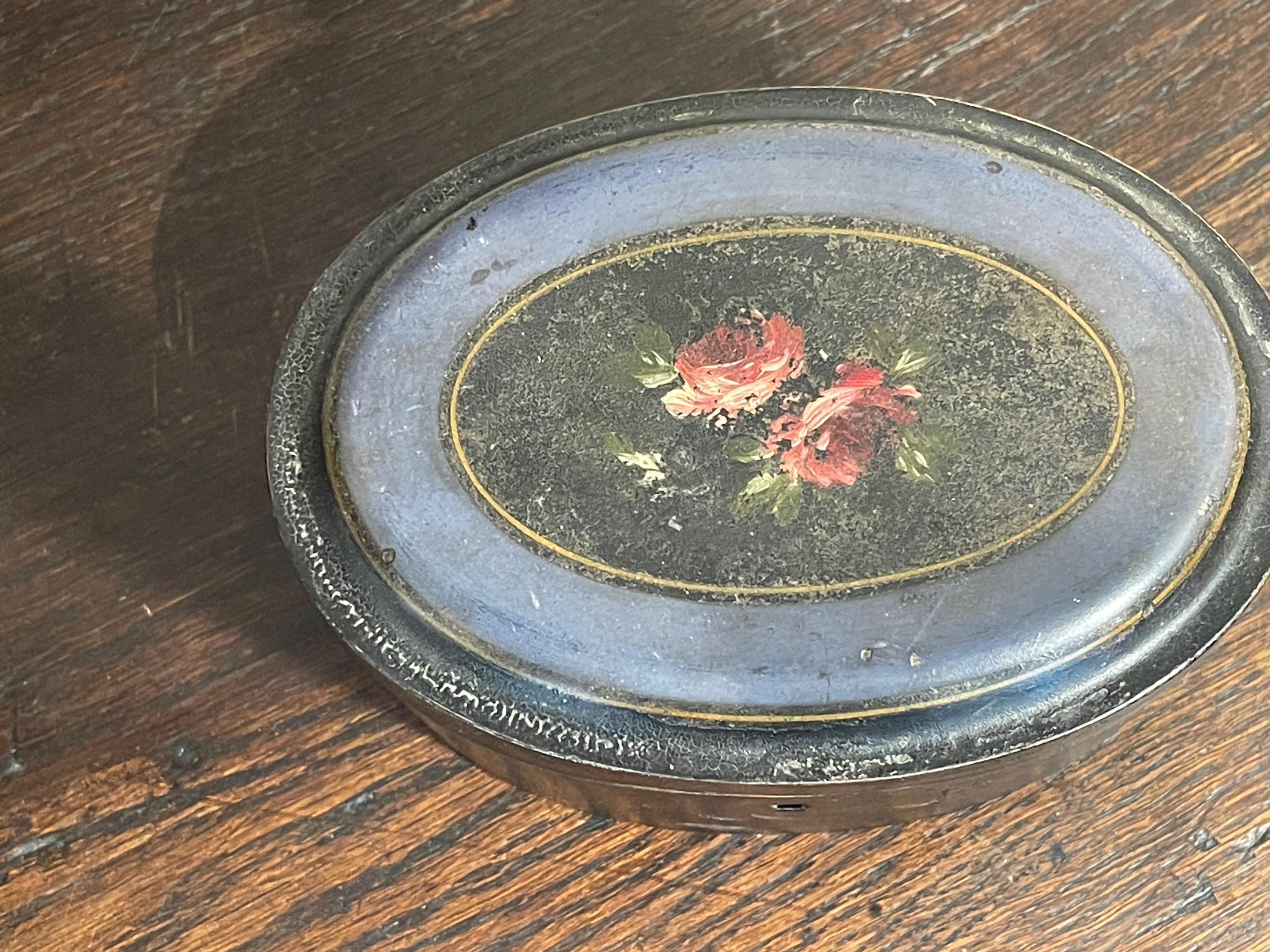 Ovale Teedose aus dem 19. Jahrhundert (Holz) im Angebot