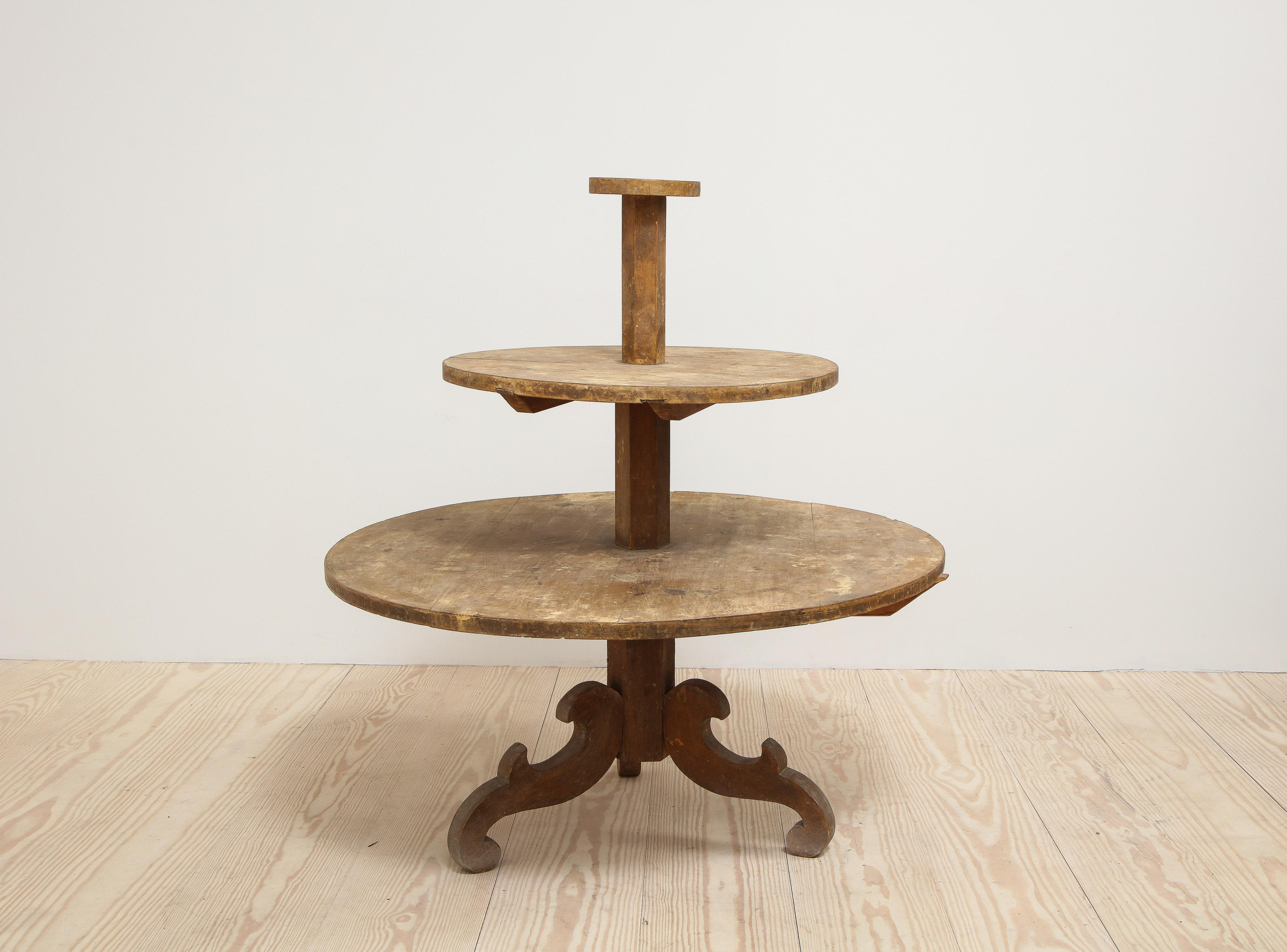 Swedish 19th Century Oversized Allmoge Étagère or Plant Stand, Sweden, Circa 1820 For Sale
