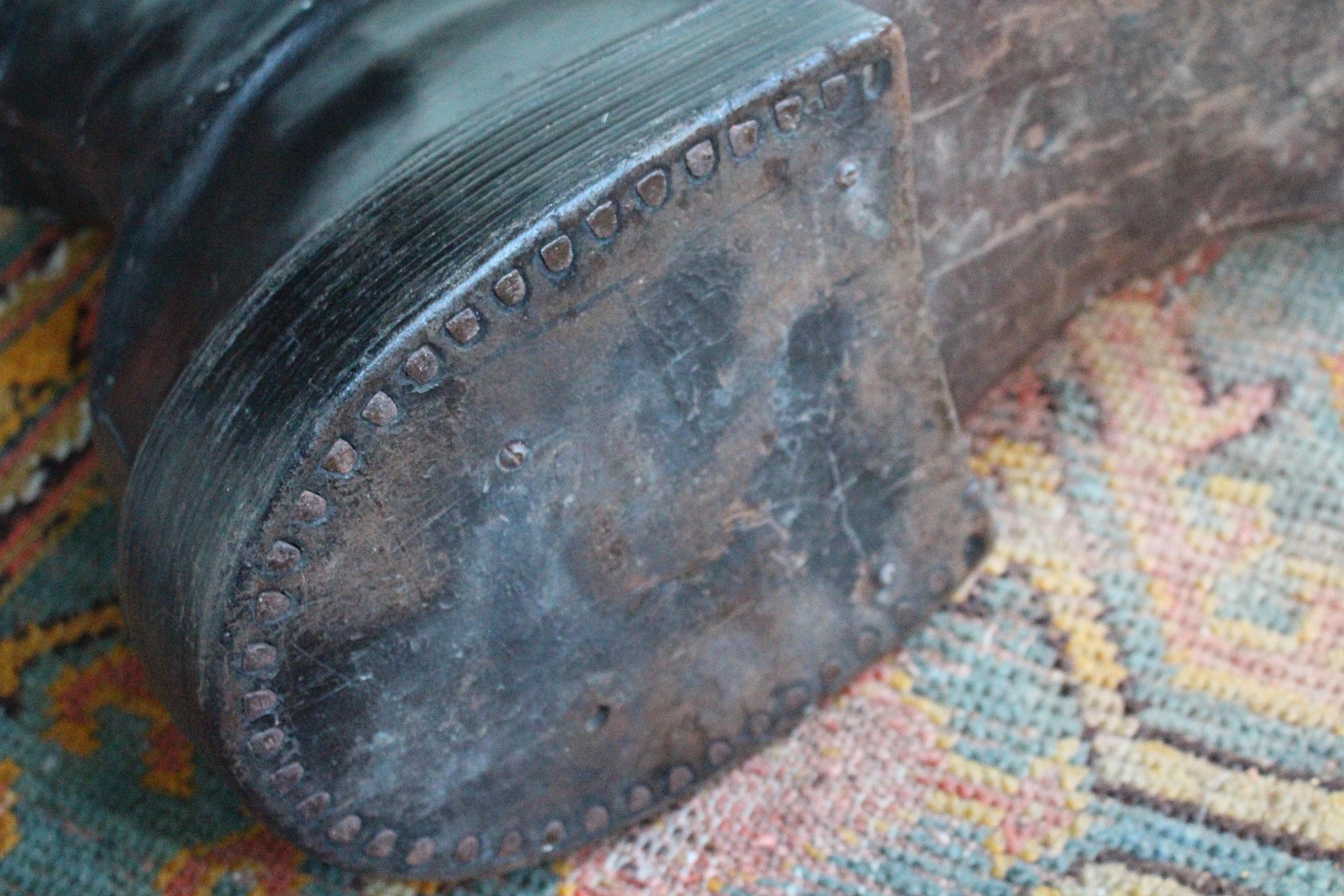 19. Jahrhundert überdimensionale riesige Folk Art Vollleder Messe Zeichen Balmoral Boot im Angebot 1